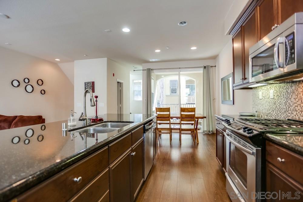 Detail Gallery Image 4 of 23 For 2623  Rawhide Ln, San Marcos,  CA 92078 - 3 Beds | 2/1 Baths