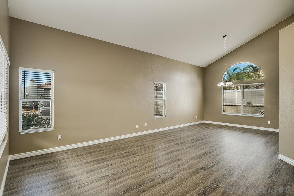 Detail Gallery Image 7 of 50 For 11212  Callio Way, Lakeside,  CA 92040 - 3 Beds | 2/1 Baths