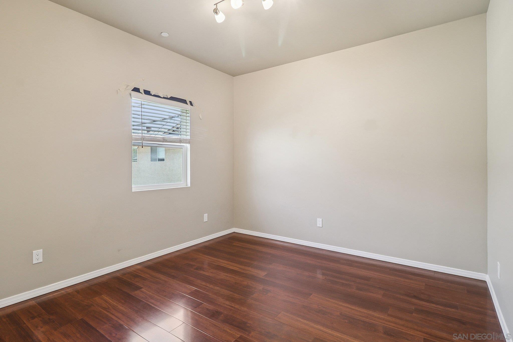 Detail Gallery Image 23 of 57 For 859  Florida St, Imperial Beach,  CA 91932 - 7 Beds | 5 Baths