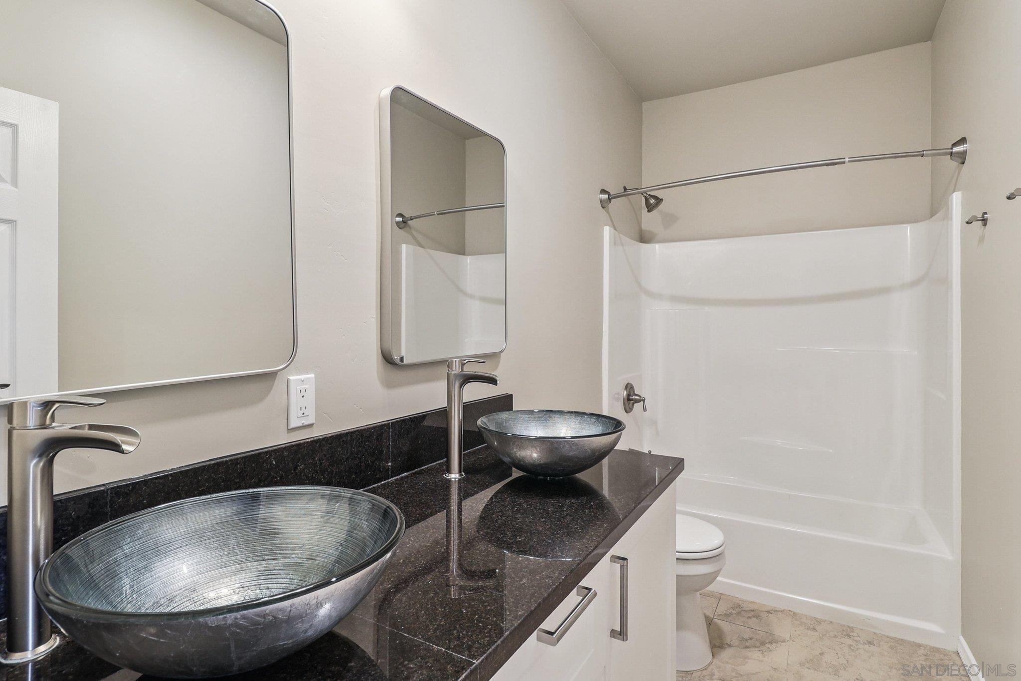 Detail Gallery Image 24 of 57 For 859  Florida St, Imperial Beach,  CA 91932 - 7 Beds | 5 Baths