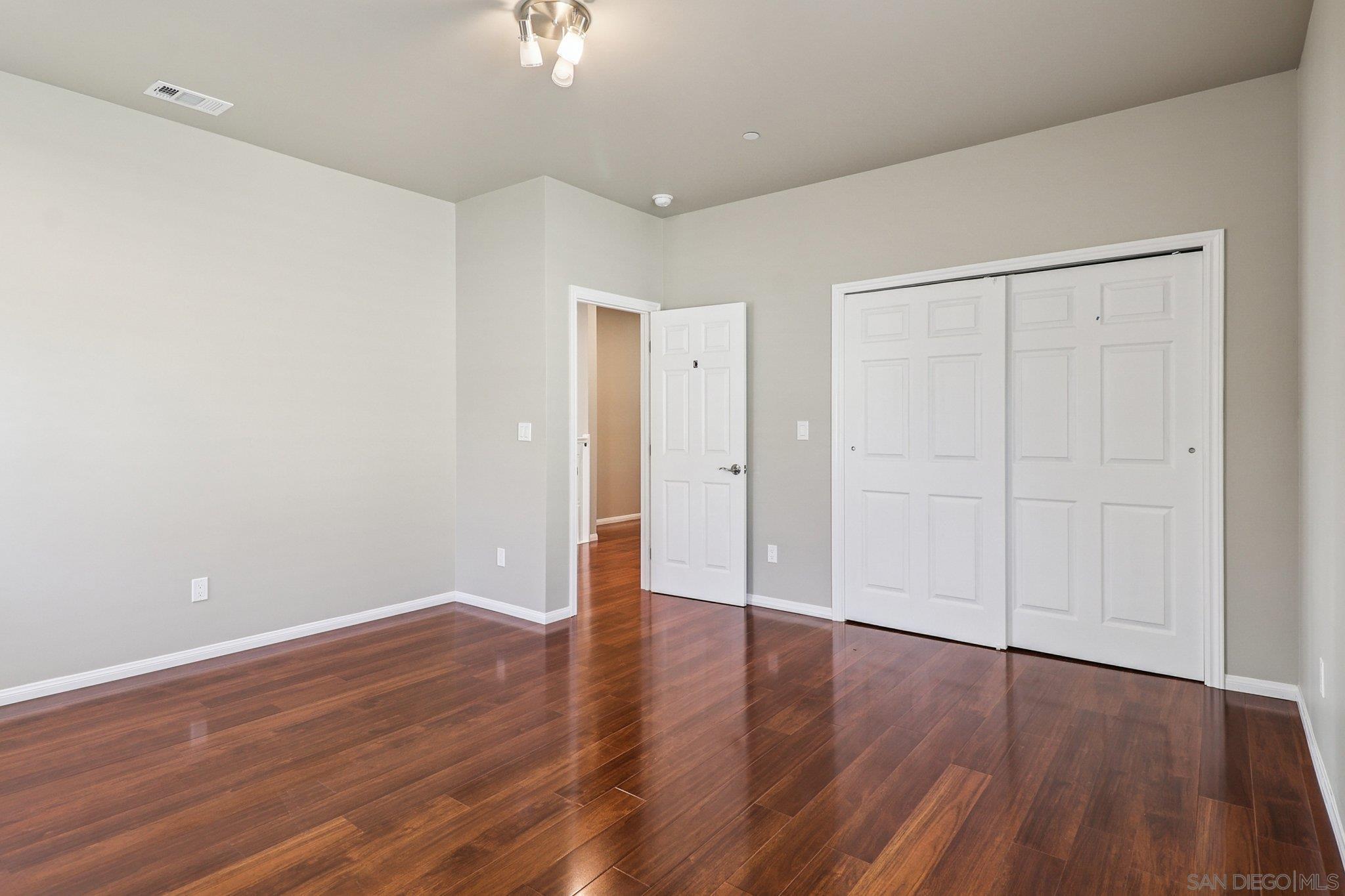 Detail Gallery Image 26 of 57 For 859  Florida St, Imperial Beach,  CA 91932 - 7 Beds | 5 Baths