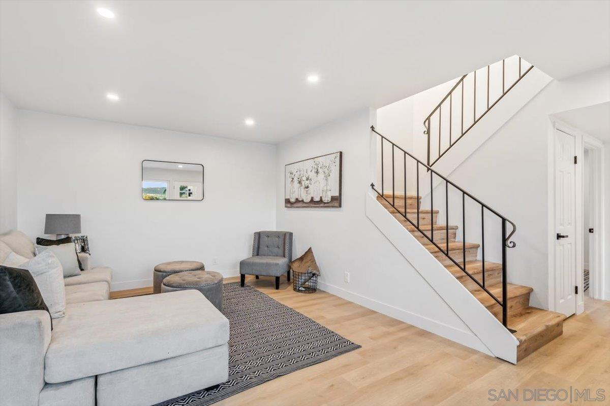 Detail Gallery Image 12 of 58 For 13259  Saddle Ridge Rd, Lakeside,  CA 92040 - 4 Beds | 2 Baths