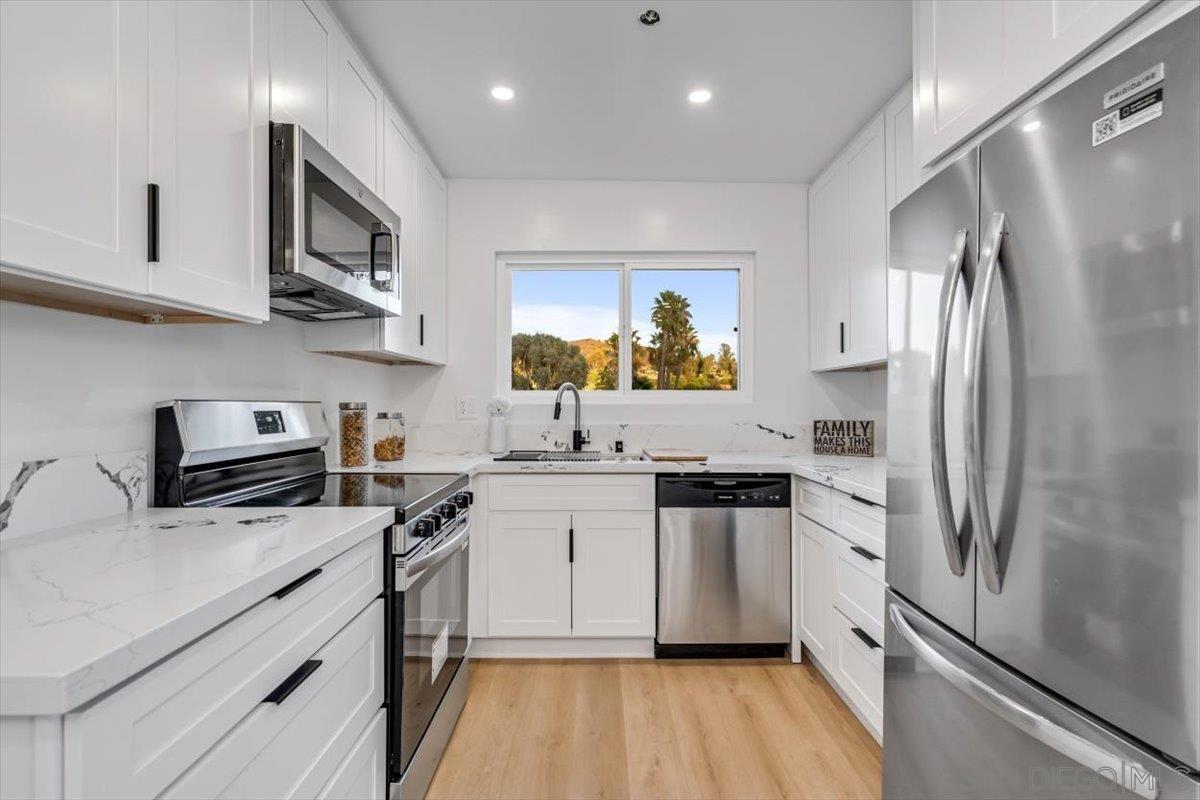 Detail Gallery Image 16 of 58 For 13259  Saddle Ridge Rd, Lakeside,  CA 92040 - 4 Beds | 2 Baths