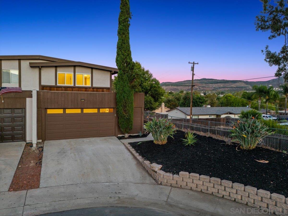 Detail Gallery Image 3 of 58 For 13259  Saddle Ridge Rd, Lakeside,  CA 92040 - 4 Beds | 2 Baths