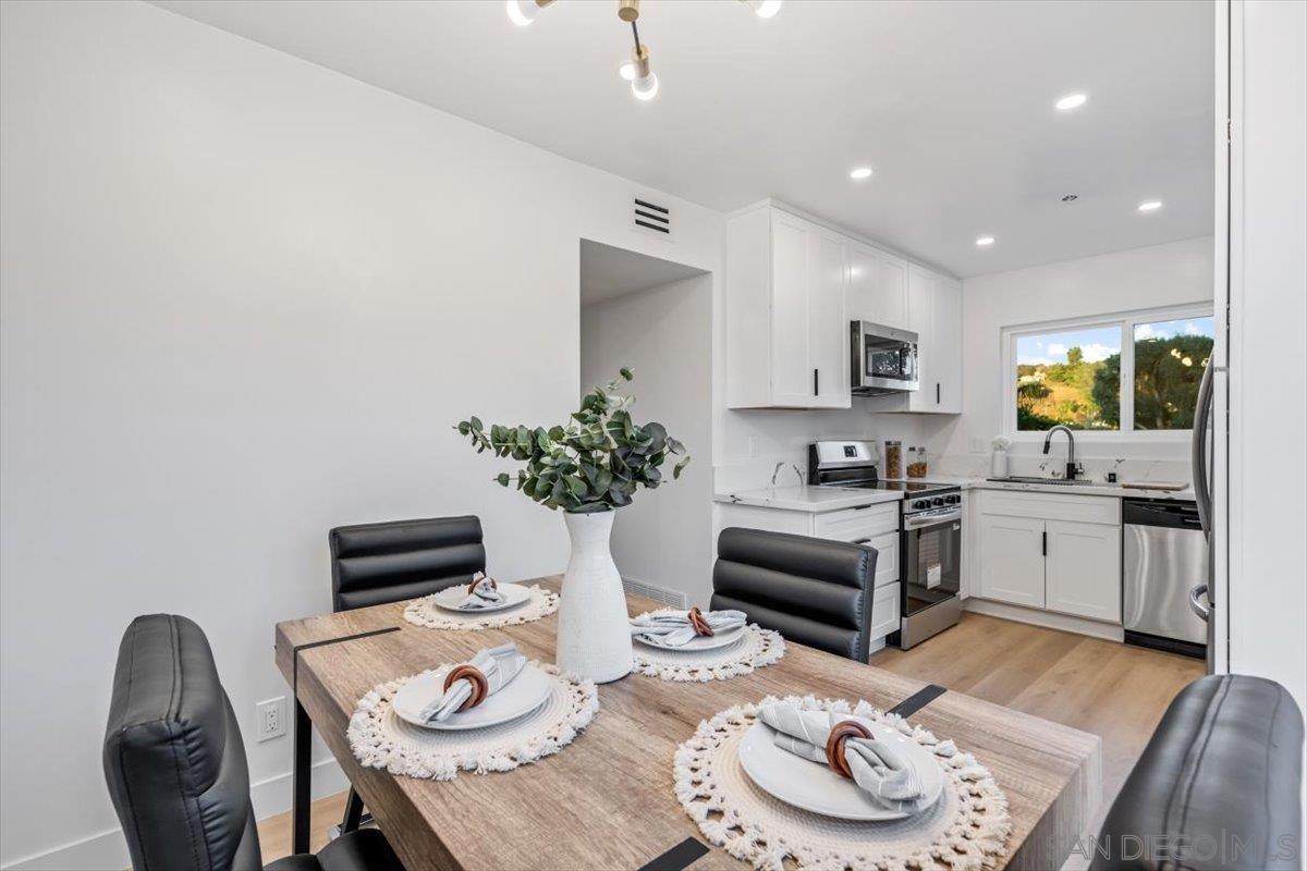 Detail Gallery Image 23 of 58 For 13259  Saddle Ridge Rd, Lakeside,  CA 92040 - 4 Beds | 2 Baths