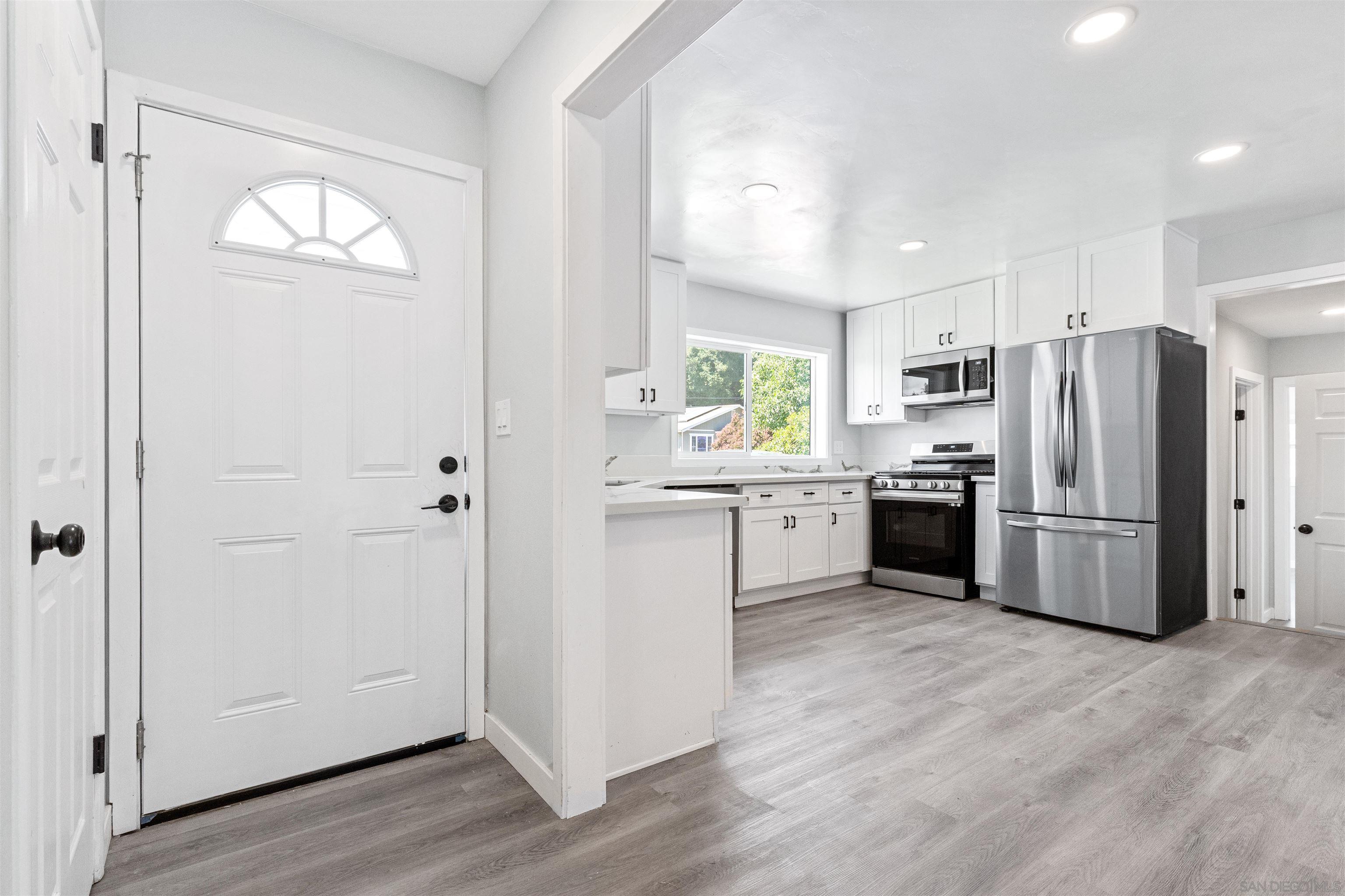 Detail Gallery Image 5 of 33 For 720  Gough Ave, Templeton,  CA 93465 - 5 Beds | 3 Baths