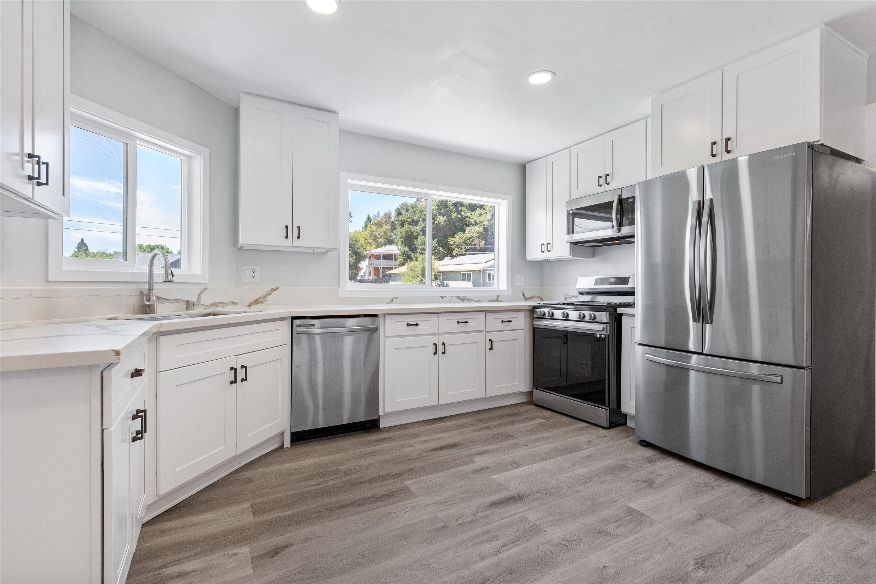 Detail Gallery Image 7 of 33 For 720  Gough Ave, Templeton,  CA 93465 - 5 Beds | 3 Baths