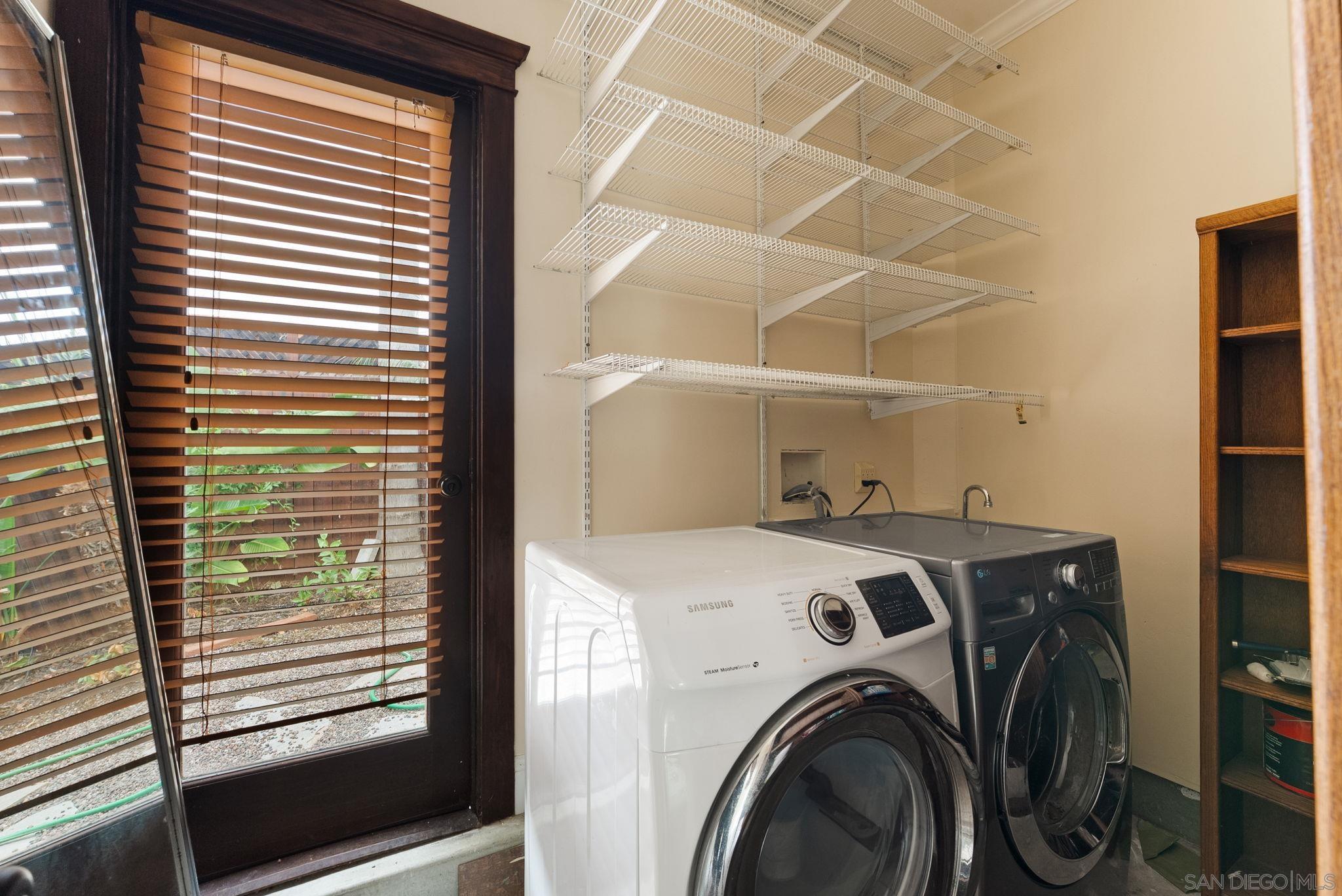 Detail Gallery Image 12 of 19 For 3330  Collier Ave  1, San Diego,  CA 92116 - 3 Beds | 2 Baths