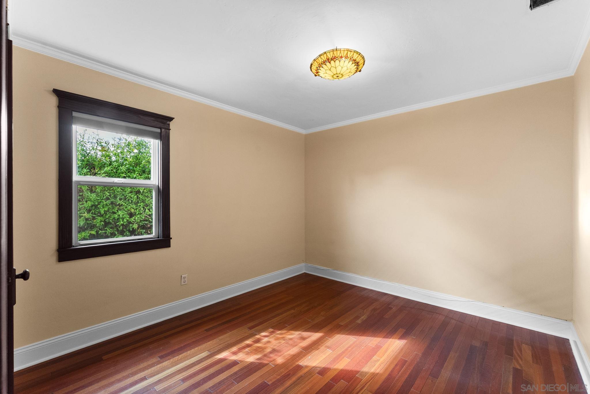 Detail Gallery Image 17 of 19 For 3330  Collier Ave  1, San Diego,  CA 92116 - 3 Beds | 2 Baths