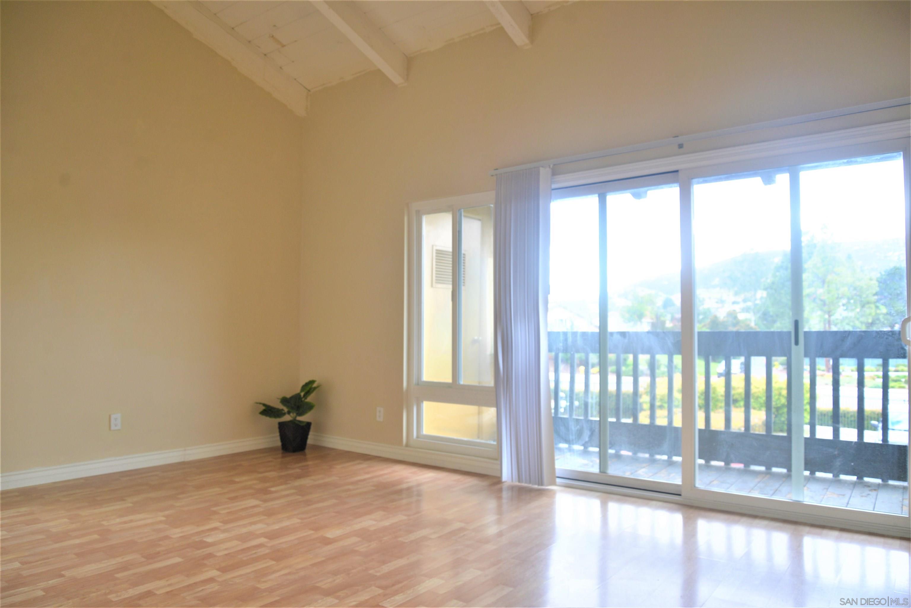 Detail Gallery Image 9 of 25 For 17199  W. Bernardo Drive  205, San Diego,  CA 92127 - 2 Beds | 1 Baths