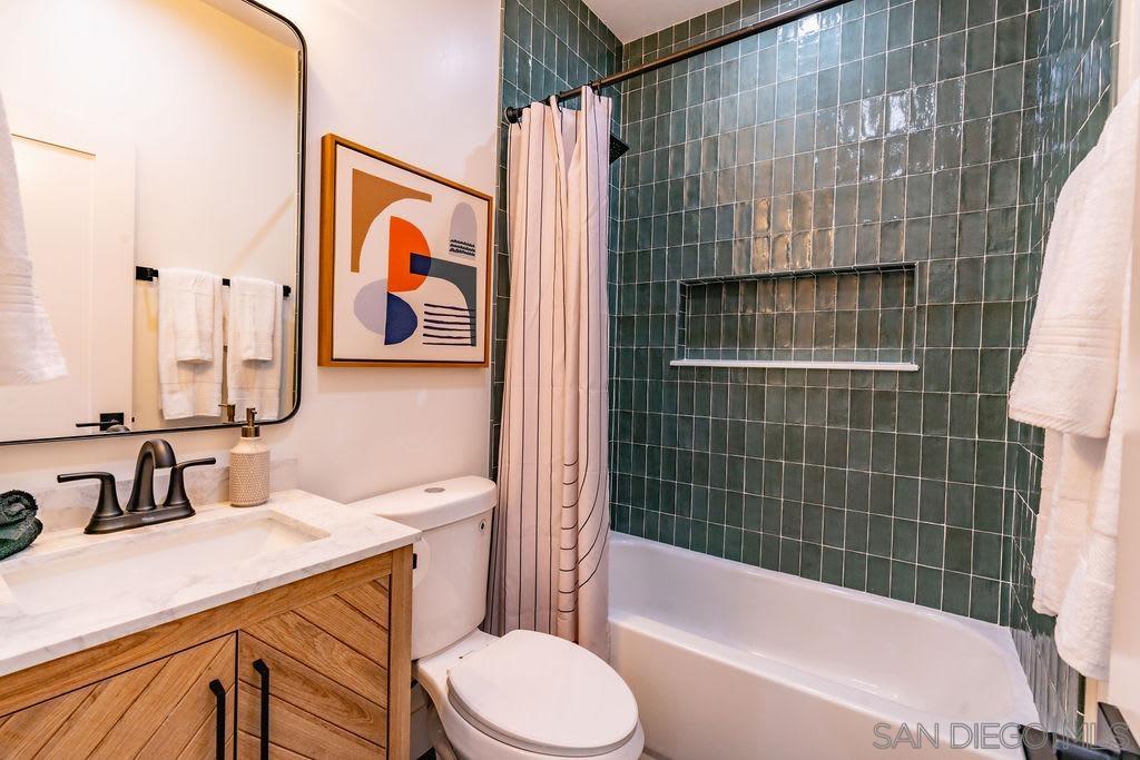 Detail Gallery Image 12 of 23 For 725  Pennsylvania Ave  727-1, San Diego,  CA 92103 - 2 Beds | 1 Baths