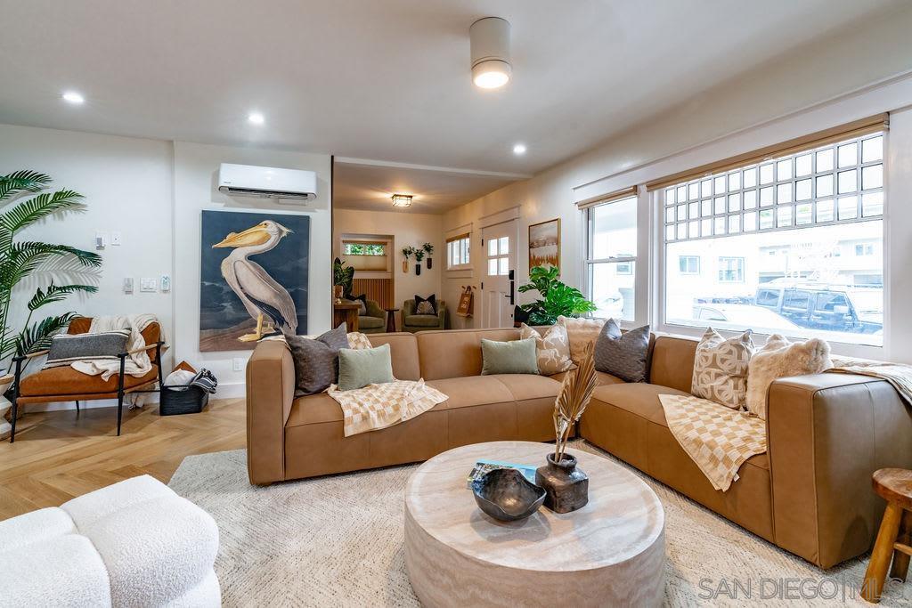 Detail Gallery Image 21 of 64 For 725  Pennsylvania Ave, San Diego,  CA 92103 - 4 Beds | 2/1 Baths