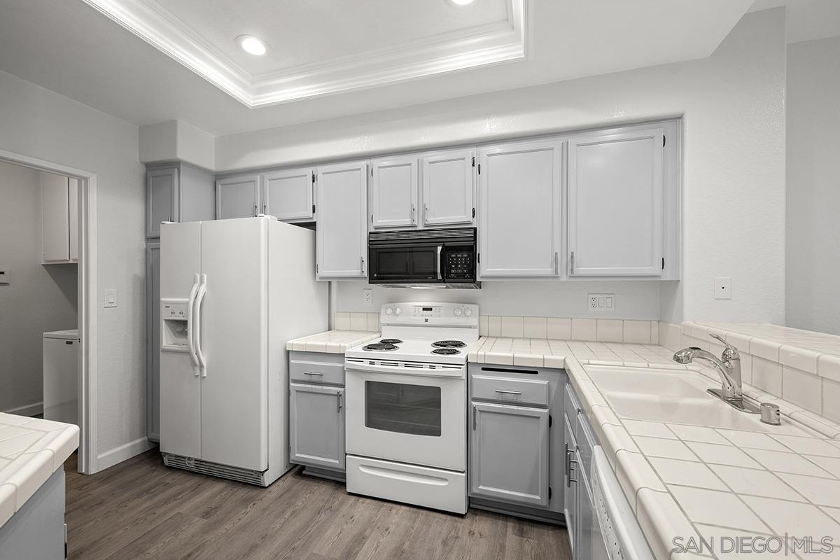 Detail Gallery Image 24 of 48 For 7274  Shoreline Dr  117, San Diego,  CA 92122 - 2 Beds | 2/1 Baths