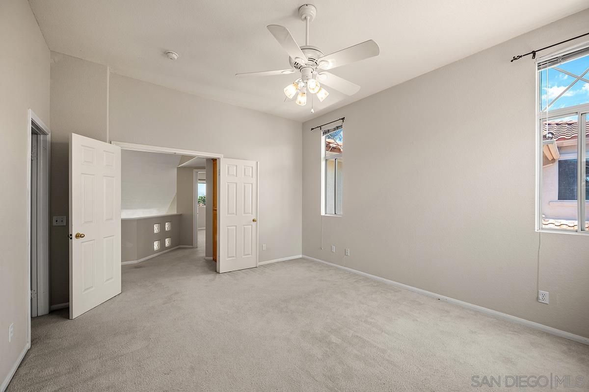 Detail Gallery Image 19 of 38 For 12426  Caminito Brioso, San Diego,  CA 92131 - 3 Beds | 3 Baths