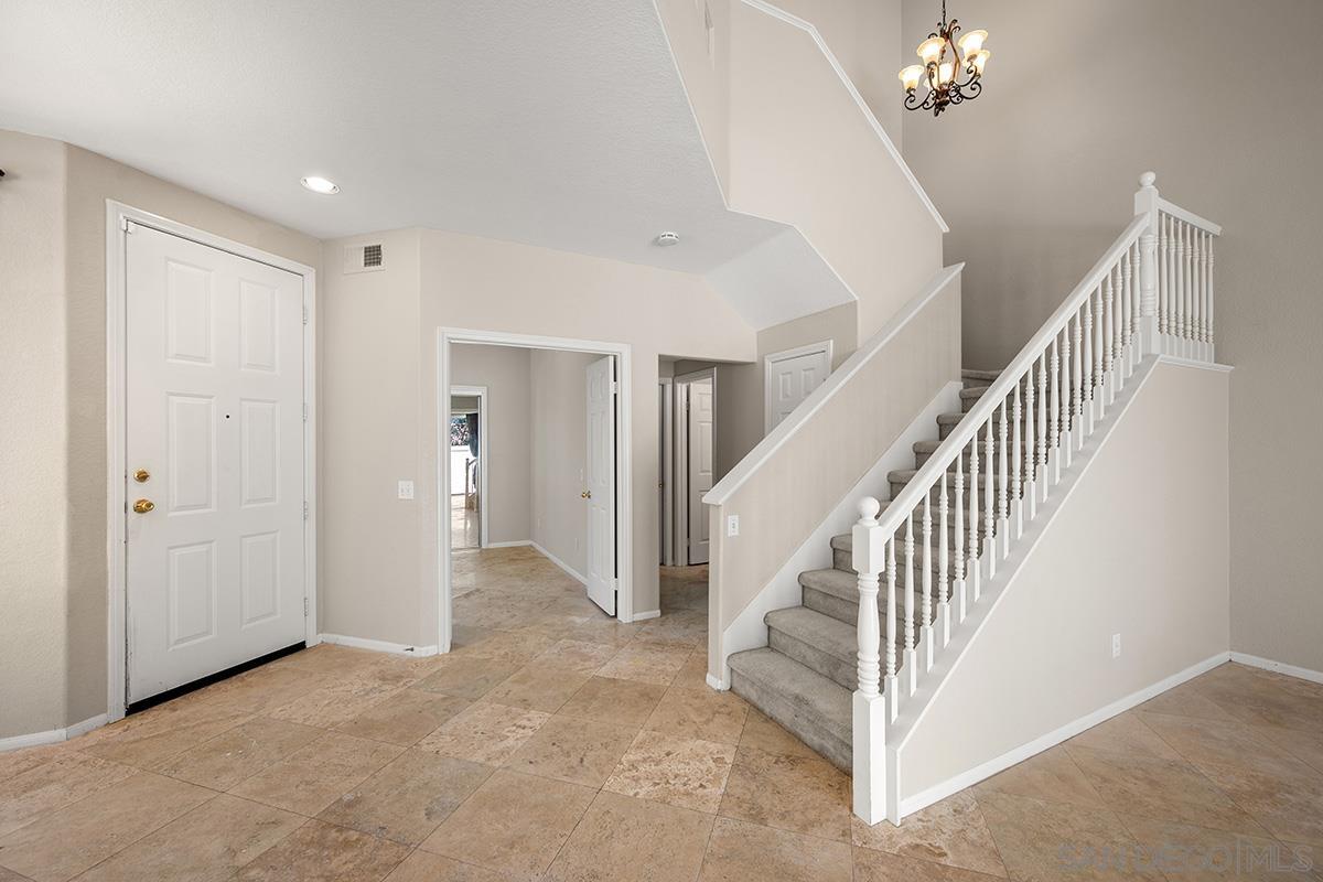 Detail Gallery Image 3 of 38 For 12426  Caminito Brioso, San Diego,  CA 92131 - 3 Beds | 3 Baths