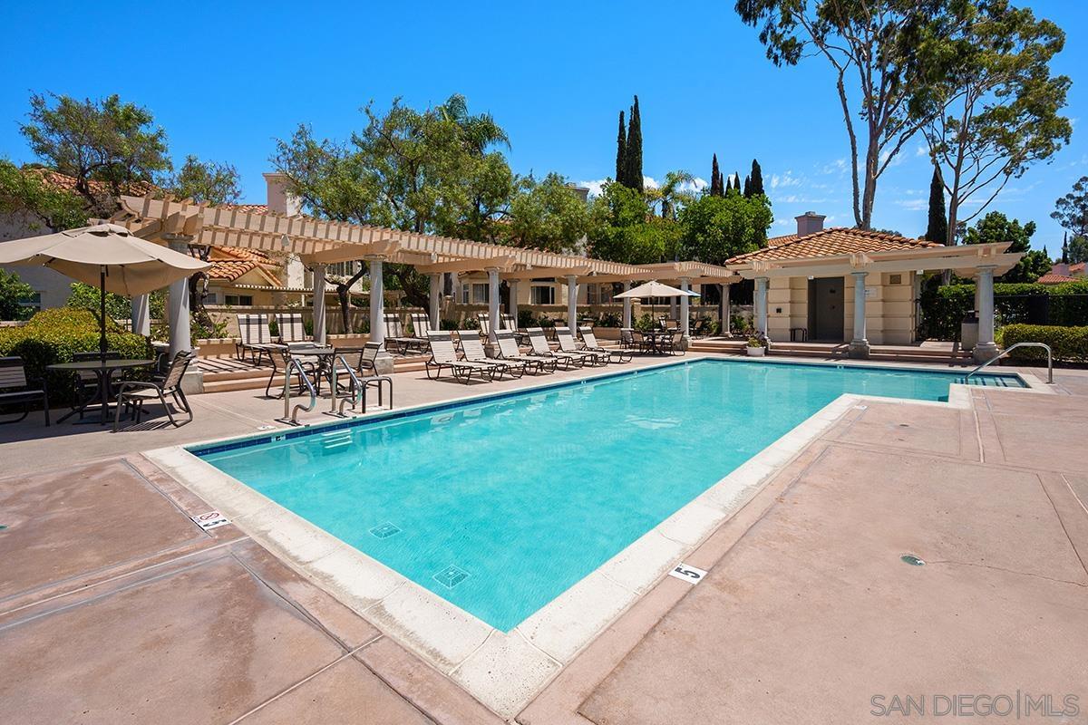 Detail Gallery Image 33 of 38 For 12426  Caminito Brioso, San Diego,  CA 92131 - 3 Beds | 3 Baths