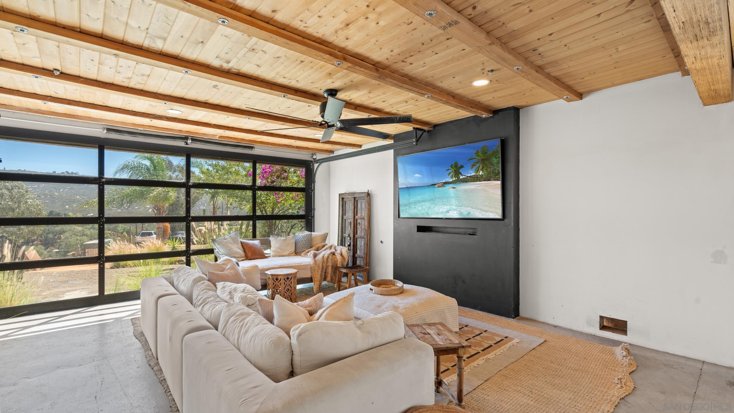 Detail Gallery Image 5 of 43 For 18629  Quail Trail Dr, Jamul,  CA 91935 - 3 Beds | 2 Baths