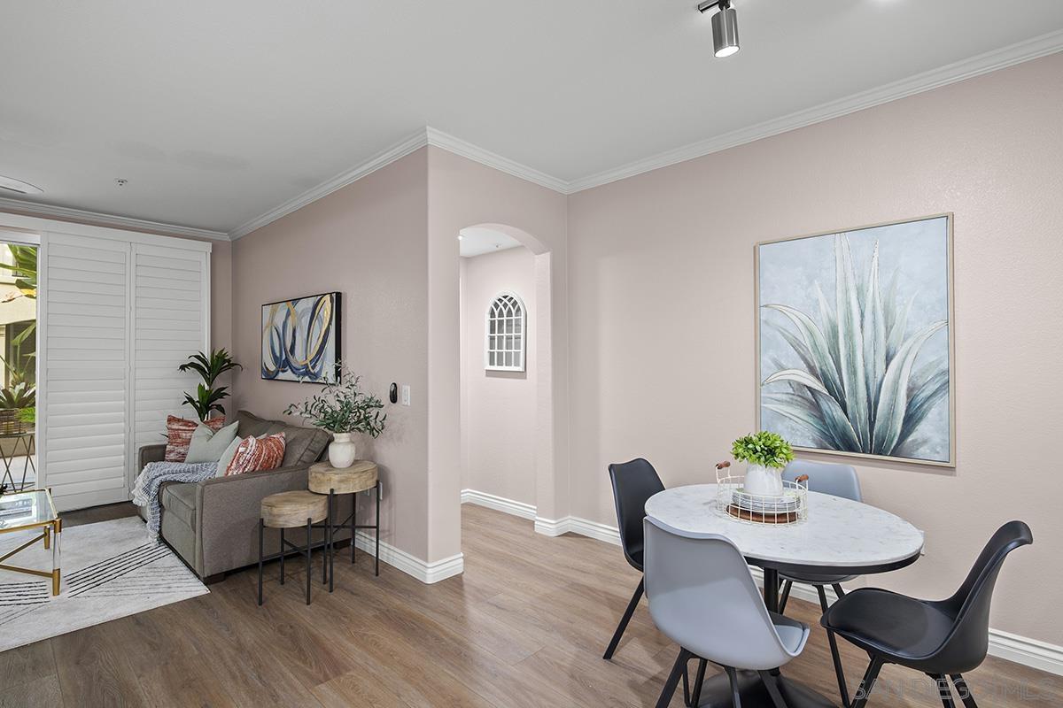 Detail Gallery Image 2 of 59 For 4165  Executive Dr  #F107,  La Jolla,  CA 92037 - 2 Beds | 2 Baths