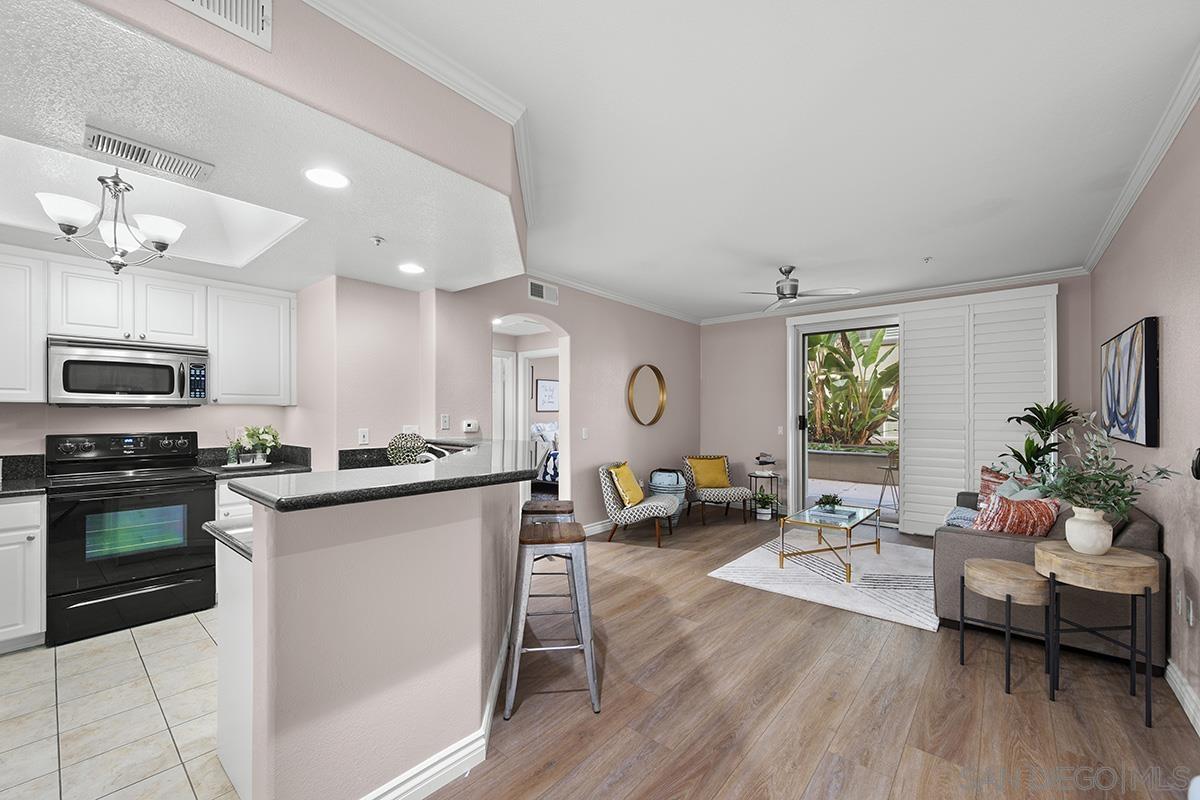 Detail Gallery Image 16 of 59 For 4165  Executive Dr  #F107,  La Jolla,  CA 92037 - 2 Beds | 2 Baths