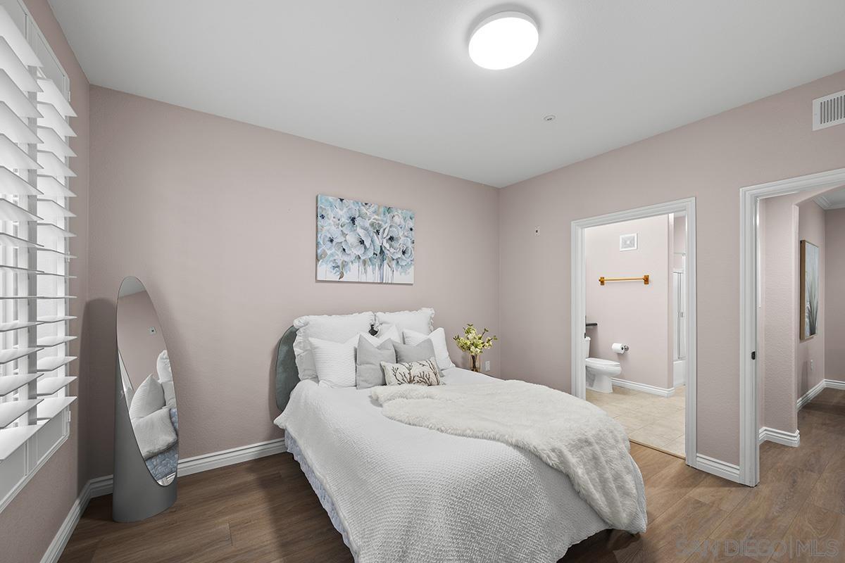 Detail Gallery Image 24 of 59 For 4165  Executive Dr  #F107,  La Jolla,  CA 92037 - 2 Beds | 2 Baths