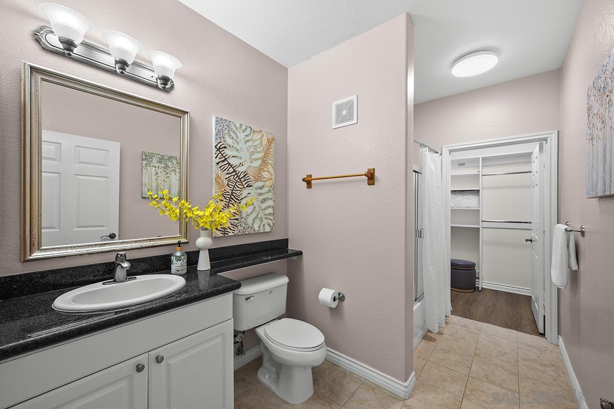 Detail Gallery Image 26 of 59 For 4165  Executive Dr  #F107,  La Jolla,  CA 92037 - 2 Beds | 2 Baths