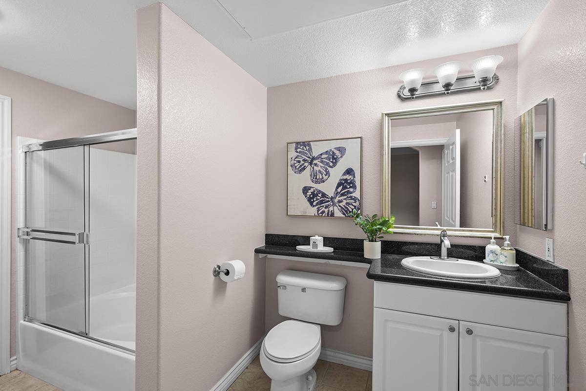 Detail Gallery Image 32 of 59 For 4165  Executive Dr  #F107,  La Jolla,  CA 92037 - 2 Beds | 2 Baths