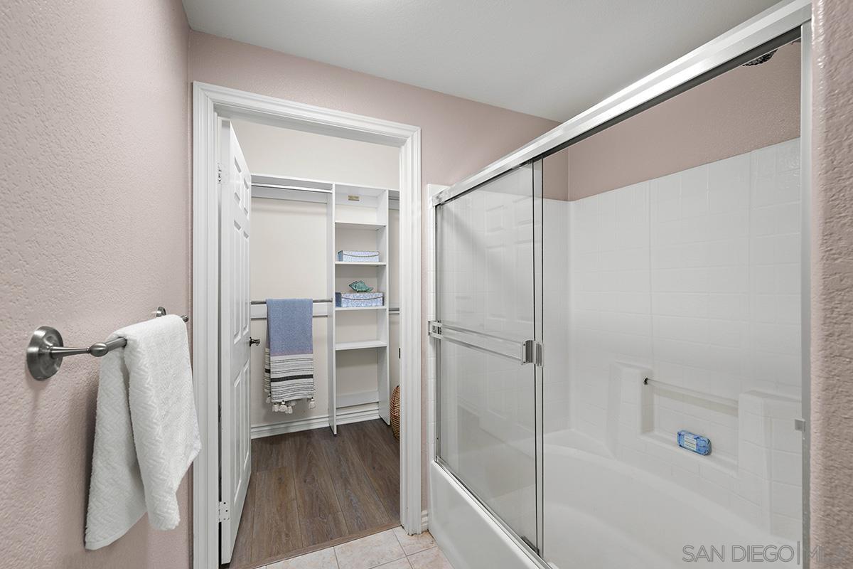 Detail Gallery Image 33 of 59 For 4165  Executive Dr  #F107,  La Jolla,  CA 92037 - 2 Beds | 2 Baths