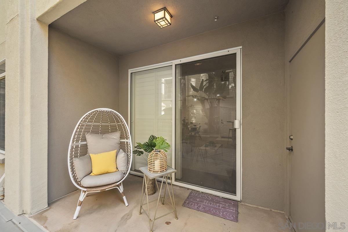 Detail Gallery Image 6 of 59 For 4165  Executive Dr  #F107,  La Jolla,  CA 92037 - 2 Beds | 2 Baths