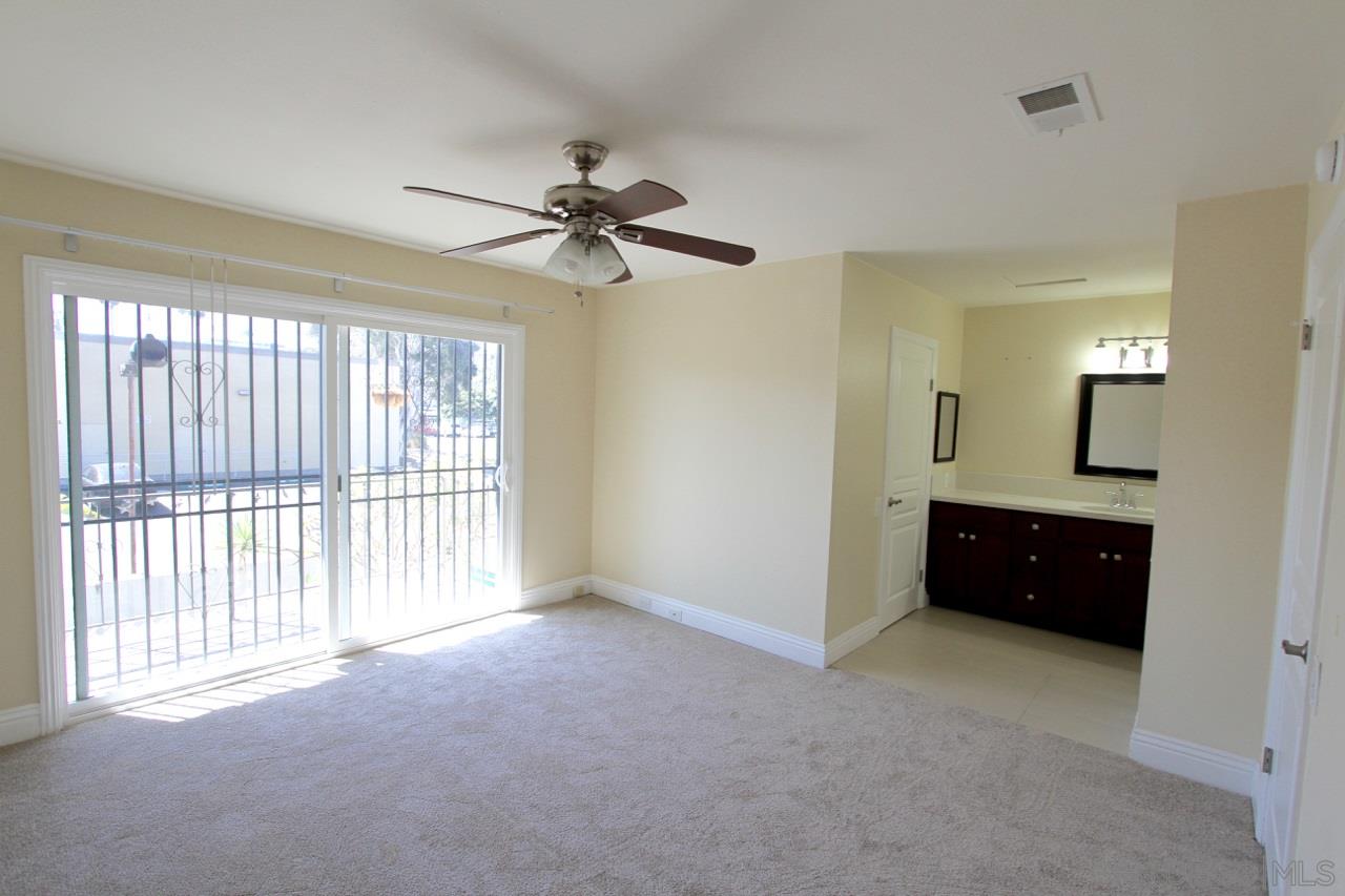 Detail Gallery Image 15 of 23 For 4224  Loma Riviera Ln, San Diego,  CA 92110 - 3 Beds | 2 Baths