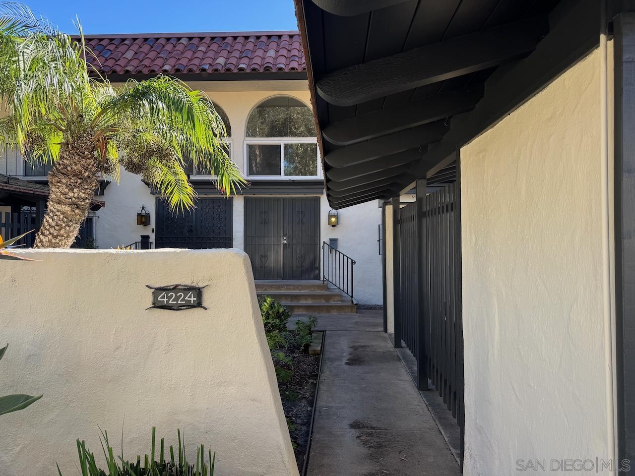 Detail Gallery Image 18 of 24 For 4224  Loma Riviera Ln, San Diego,  CA 92110 - 3 Beds | 2 Baths