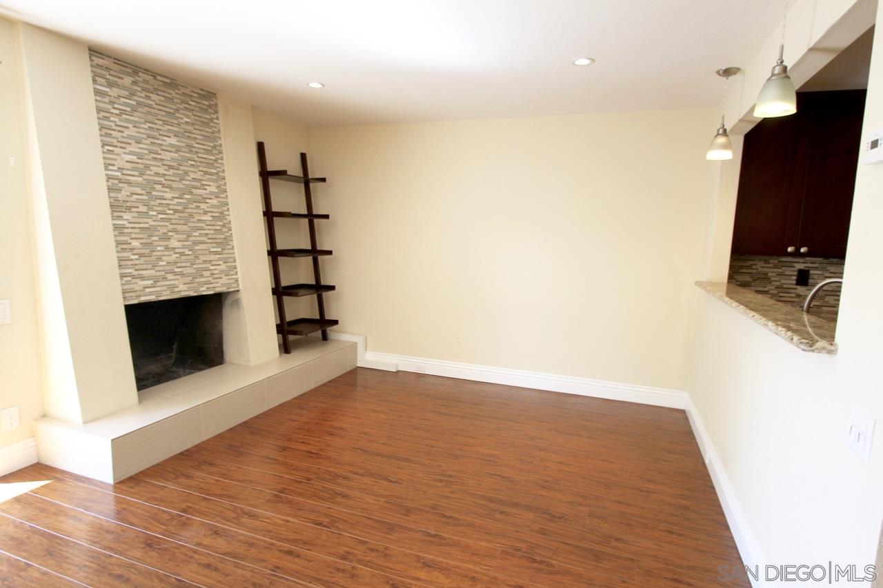 Detail Gallery Image 3 of 23 For 4224  Loma Riviera Ln, San Diego,  CA 92110 - 3 Beds | 2 Baths