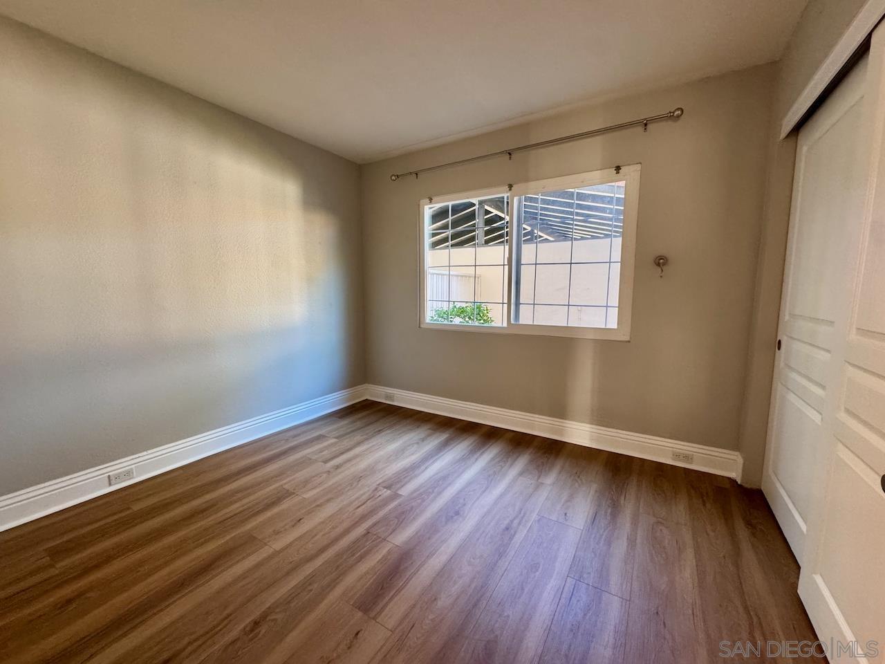 Detail Gallery Image 7 of 24 For 4224  Loma Riviera Ln, San Diego,  CA 92110 - 3 Beds | 2 Baths