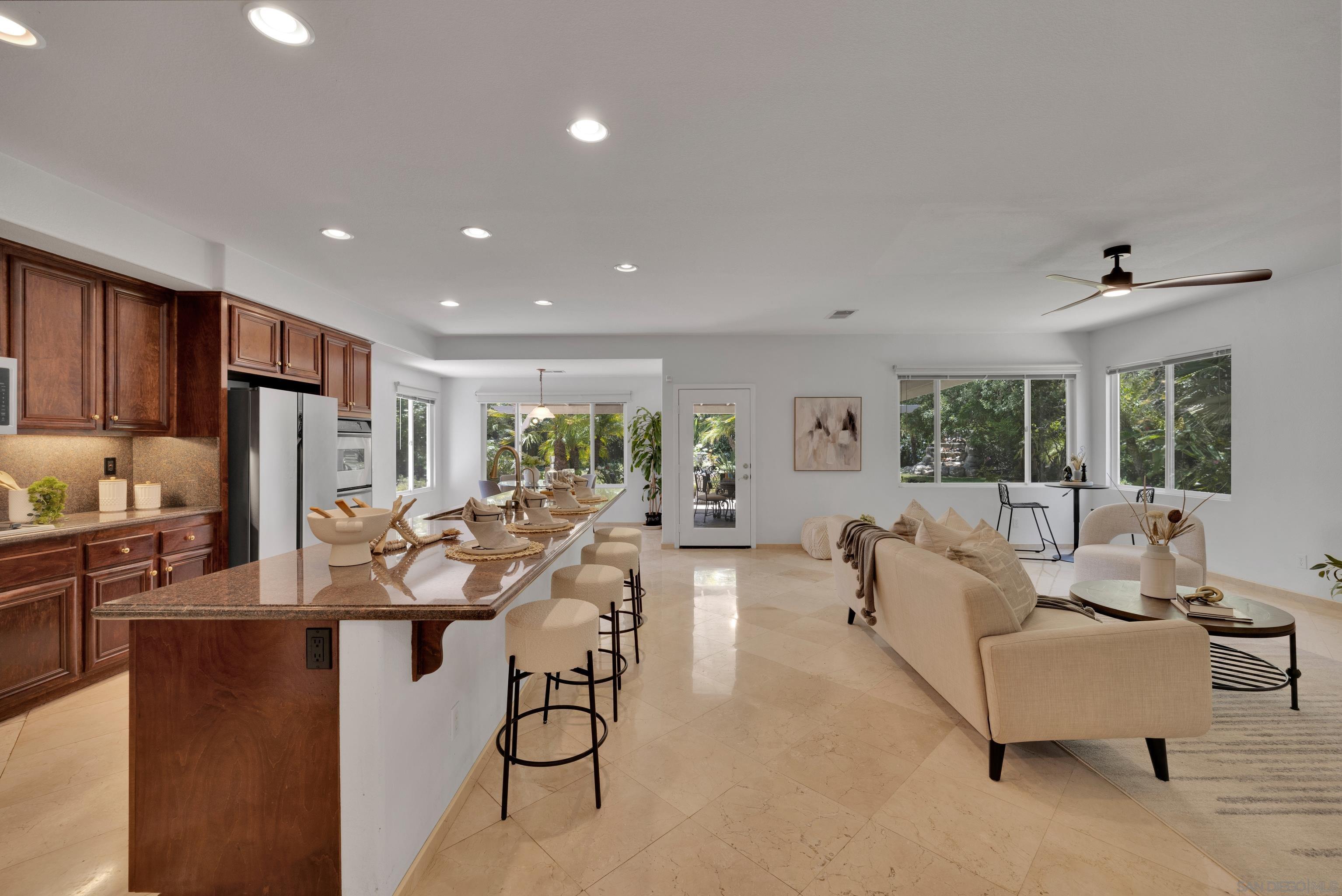 Detail Gallery Image 17 of 75 For 1288  Sunrise Way, Escondido,  CA 92029 - 5 Beds | 4 Baths