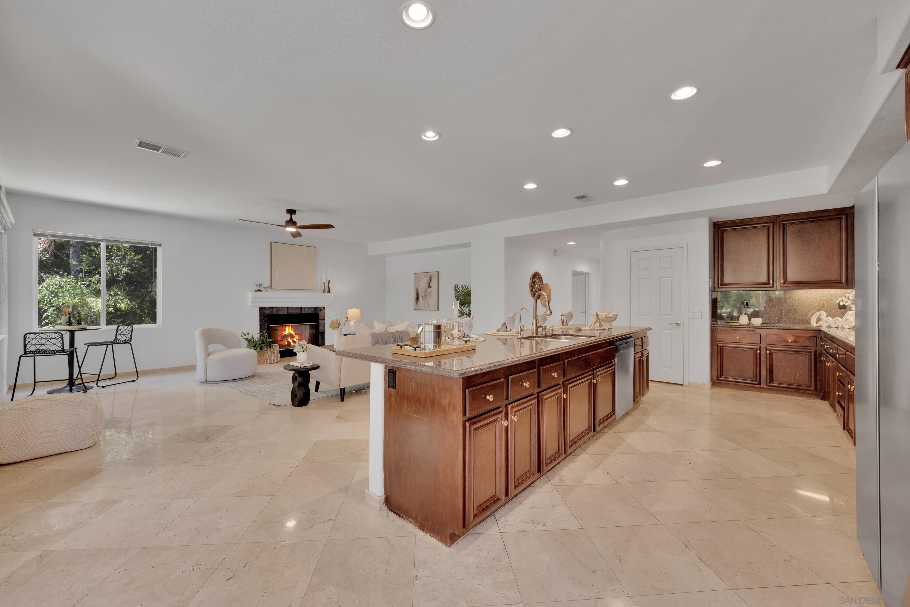 Detail Gallery Image 20 of 75 For 1288  Sunrise Way, Escondido,  CA 92029 - 5 Beds | 4 Baths