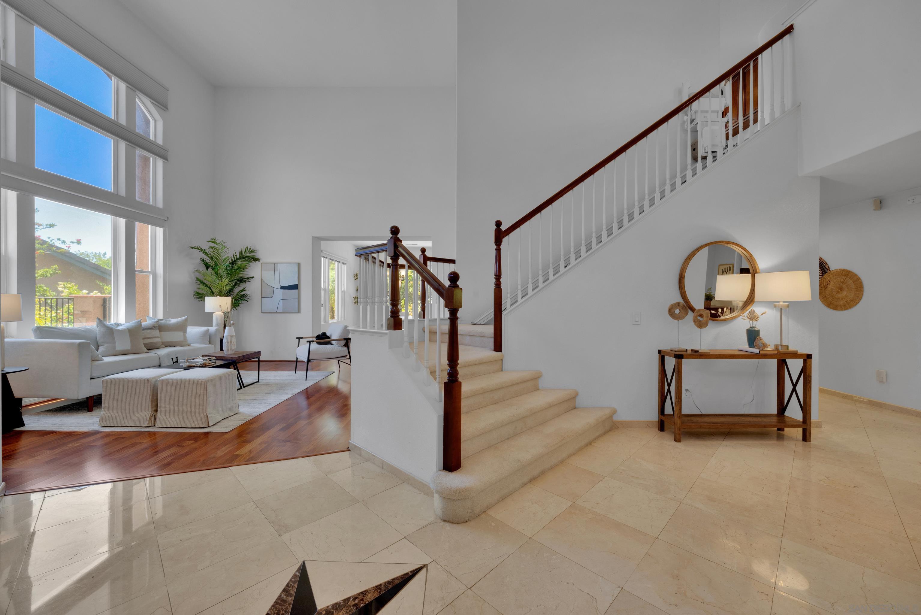 Detail Gallery Image 5 of 75 For 1288  Sunrise Way, Escondido,  CA 92029 - 5 Beds | 4 Baths