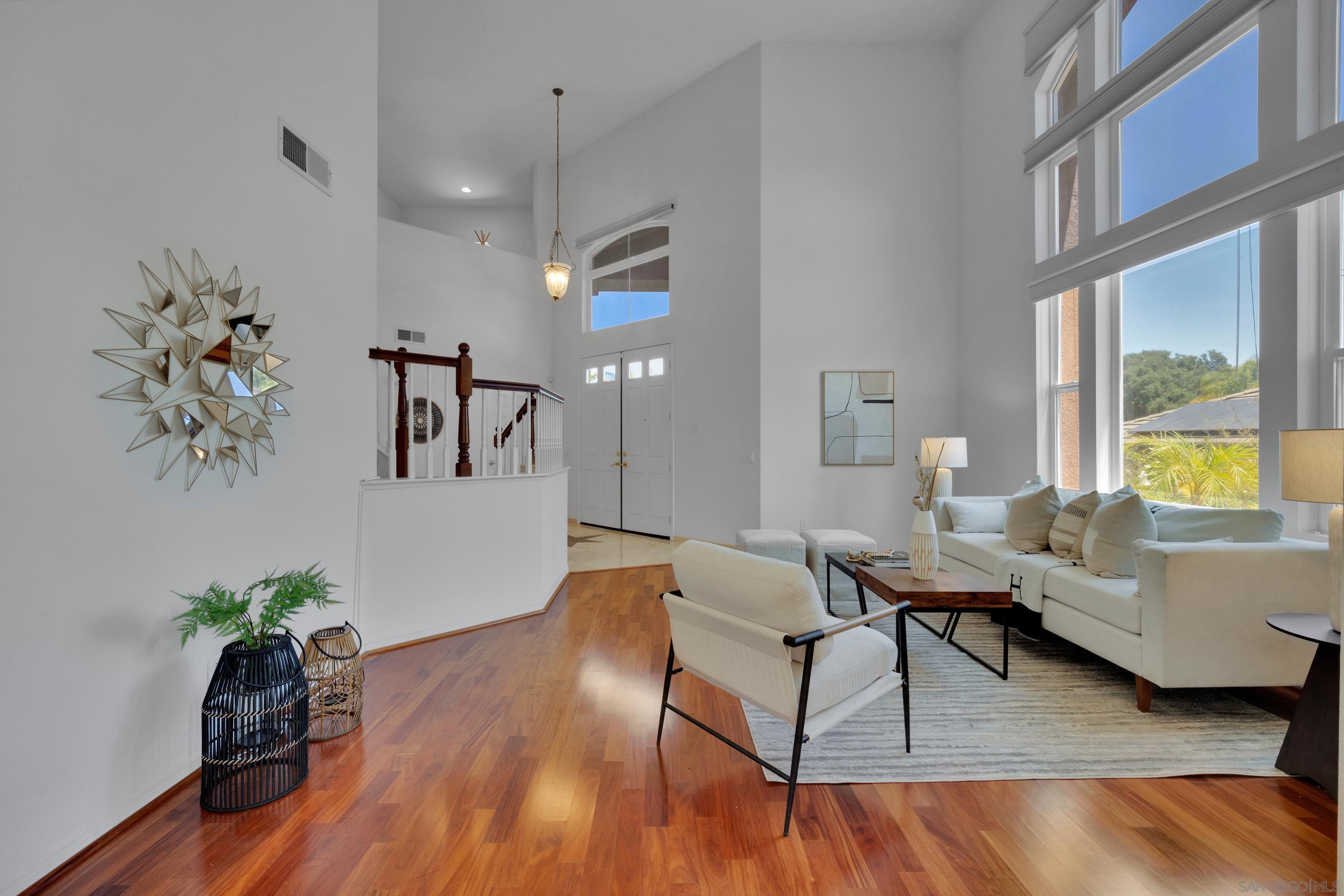 Detail Gallery Image 7 of 75 For 1288  Sunrise Way, Escondido,  CA 92029 - 5 Beds | 4 Baths