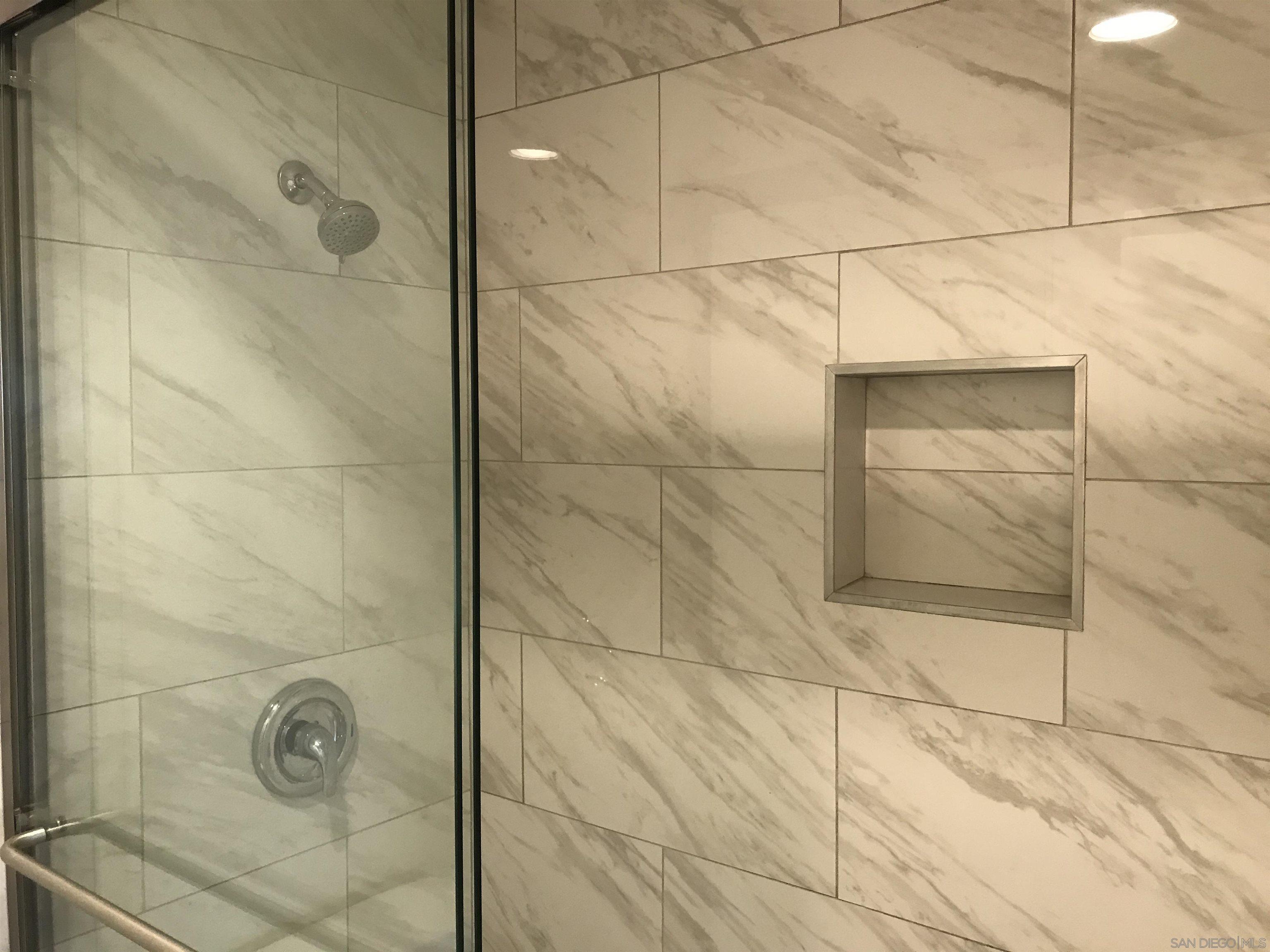 Detail Gallery Image 6 of 10 For 10848  Aderman  147, San Diego,  CA 92126 - 2 Beds | 2 Baths