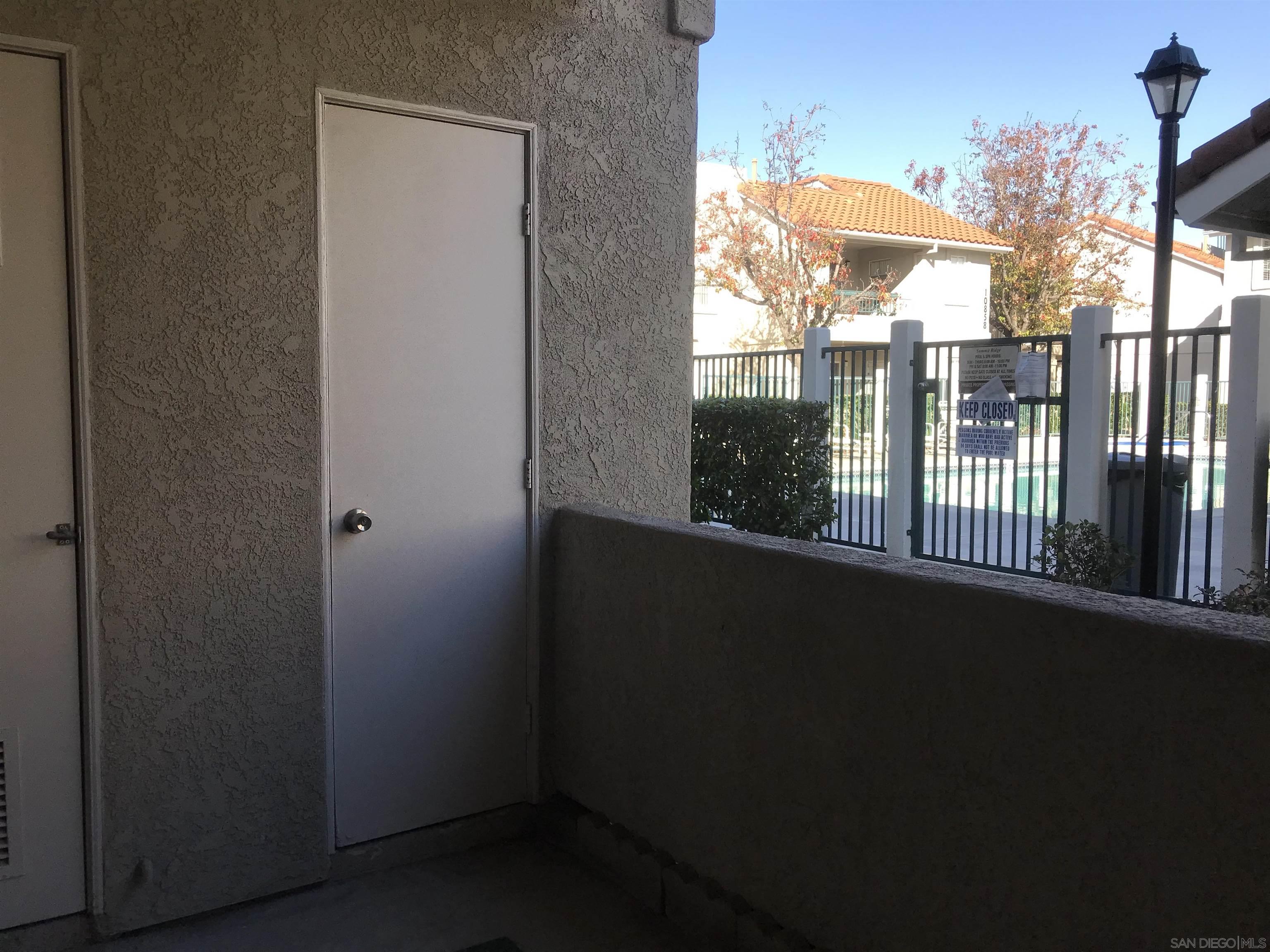 Detail Gallery Image 8 of 10 For 10848  Aderman  147, San Diego,  CA 92126 - 2 Beds | 2 Baths