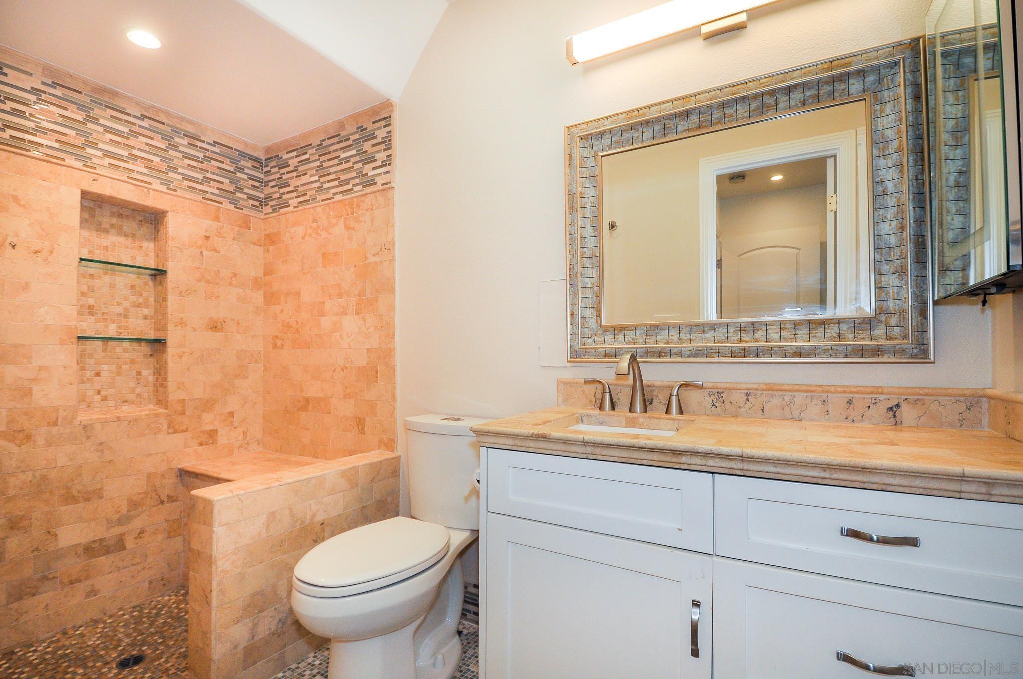 Detail Gallery Image 14 of 23 For 1111  Seacoast Drive  #3,  Imperial Beach,  CA 91932 - 2 Beds | 2 Baths