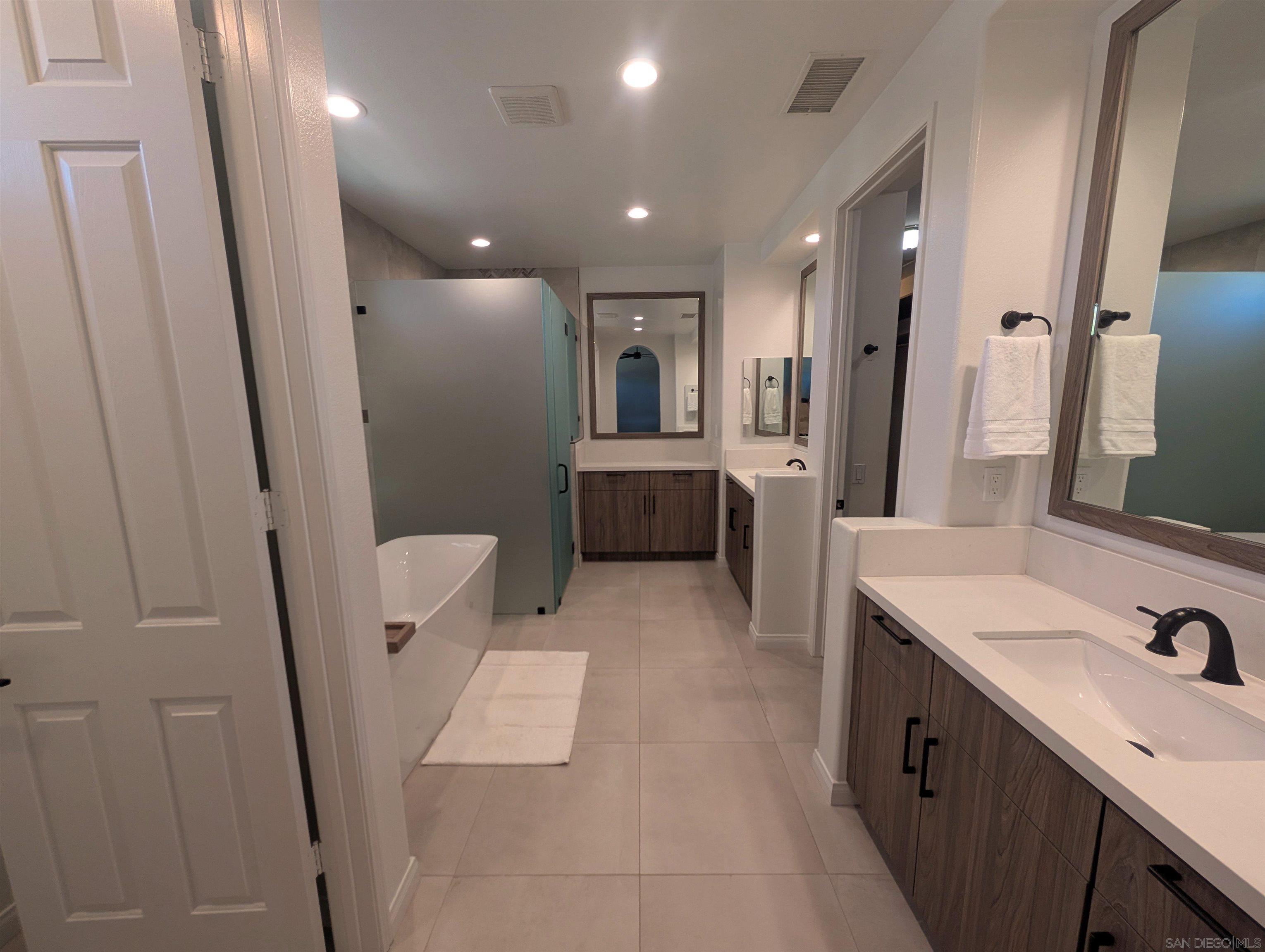 Detail Gallery Image 23 of 55 For 102  Mission Lake Way, Rancho Mirage,  CA 92270 - 3 Beds | 2/1 Baths