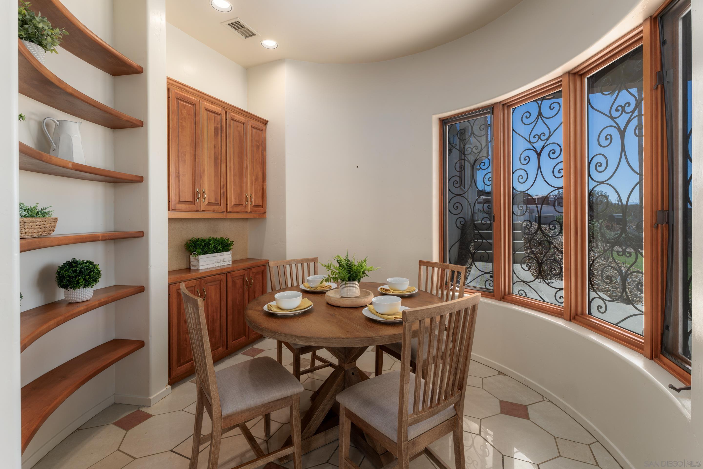 Detail Gallery Image 18 of 72 For 4029  Alta Loma Dr, Jamul,  CA 91935 - 6 Beds | 6/1 Baths