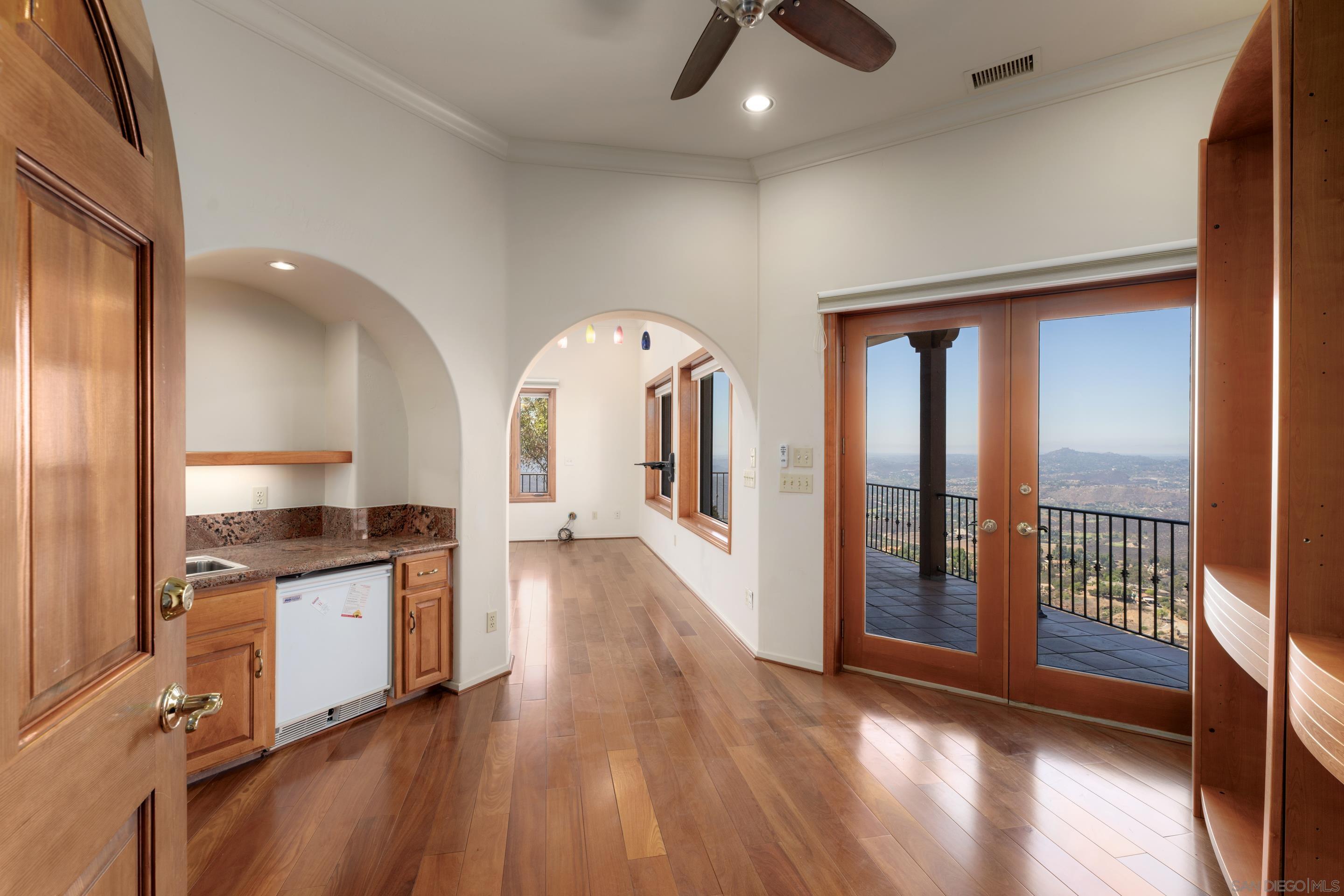 Detail Gallery Image 21 of 72 For 4029  Alta Loma Dr, Jamul,  CA 91935 - 6 Beds | 6/1 Baths