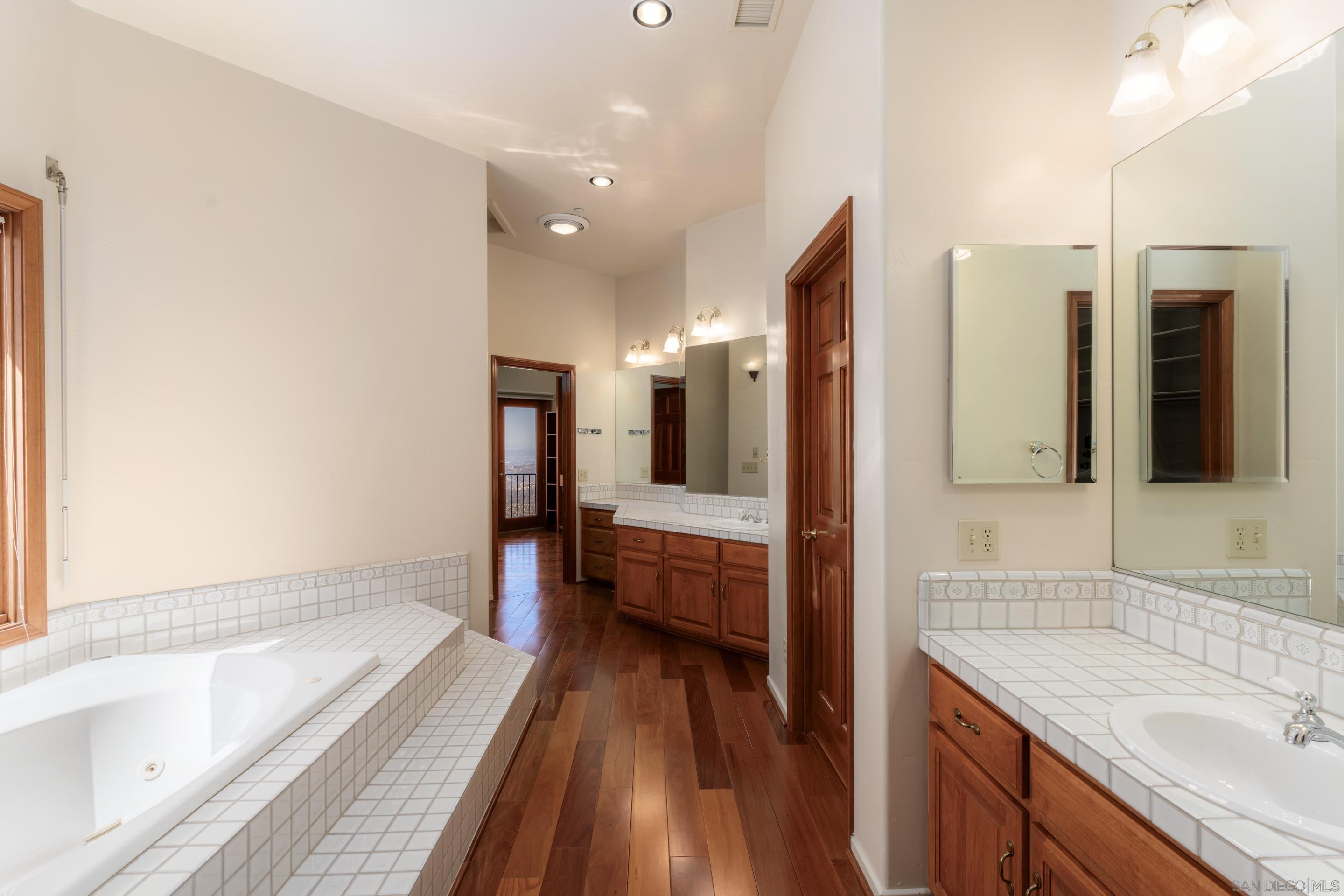 Detail Gallery Image 26 of 72 For 4029  Alta Loma Dr, Jamul,  CA 91935 - 6 Beds | 6/1 Baths