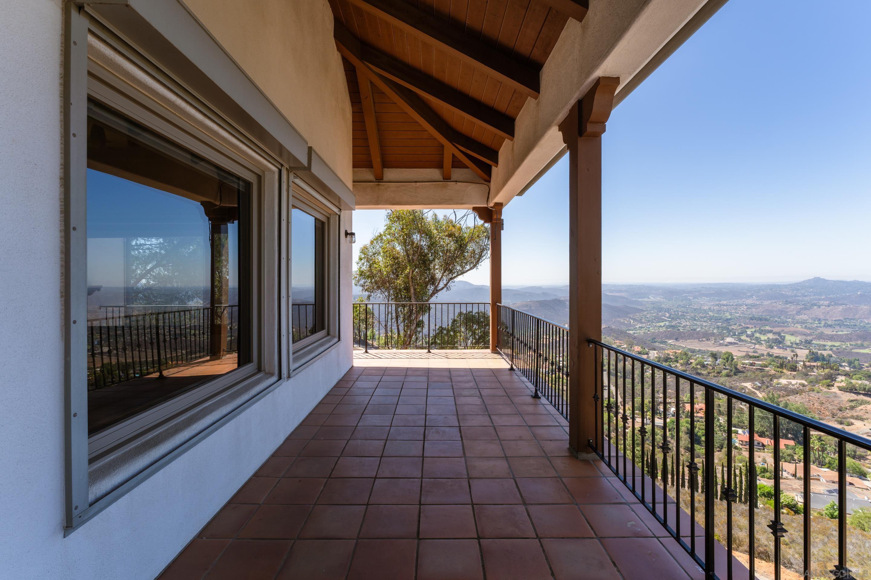 Detail Gallery Image 33 of 72 For 4029  Alta Loma Dr, Jamul,  CA 91935 - 6 Beds | 6/1 Baths