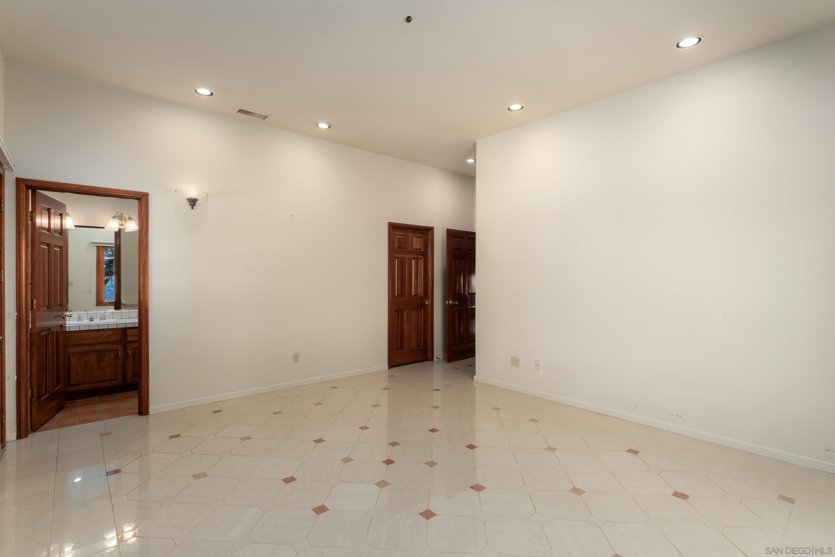 Detail Gallery Image 44 of 72 For 4029  Alta Loma Dr, Jamul,  CA 91935 - 6 Beds | 6/1 Baths