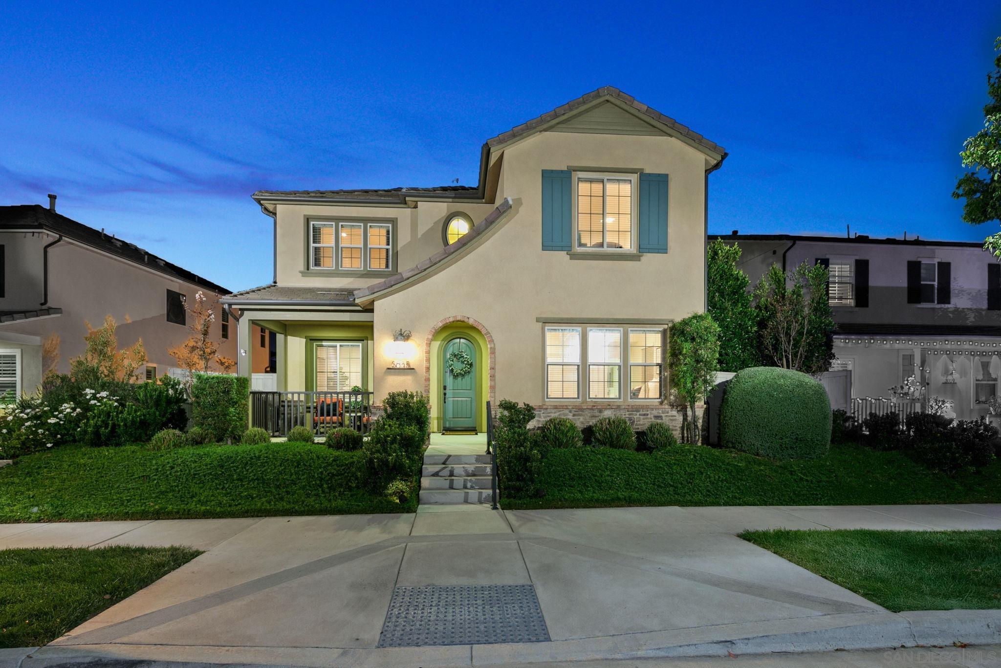 Detail Gallery Image 3 of 70 For 3035  Starry Night Drive, Escondido,  CA 92029 - 5 Beds | 4/1 Baths