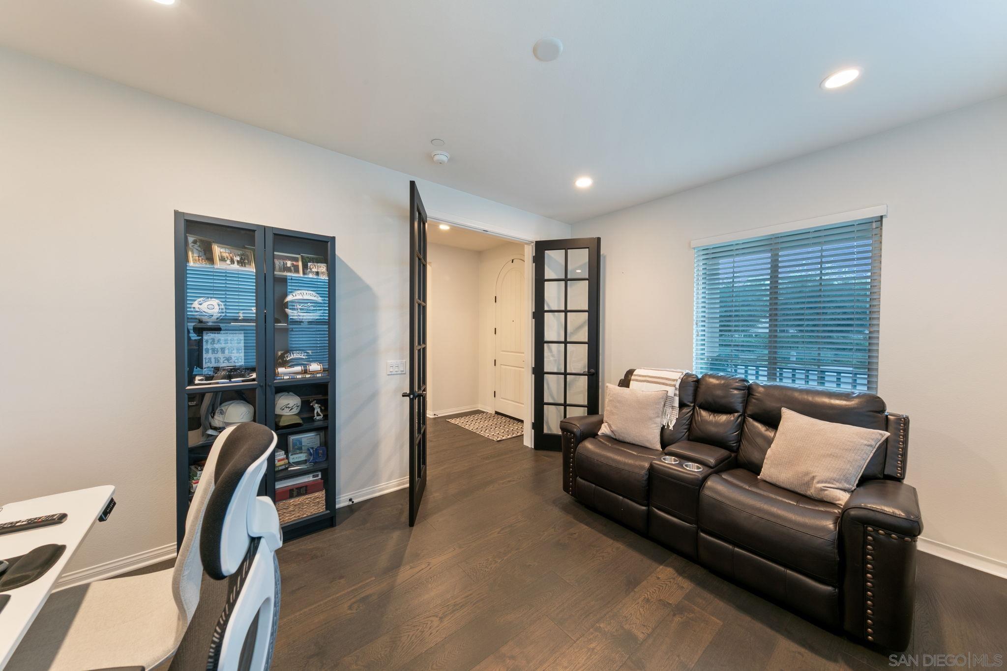 Detail Gallery Image 23 of 70 For 3035  Starry Night Drive, Escondido,  CA 92029 - 5 Beds | 4/1 Baths