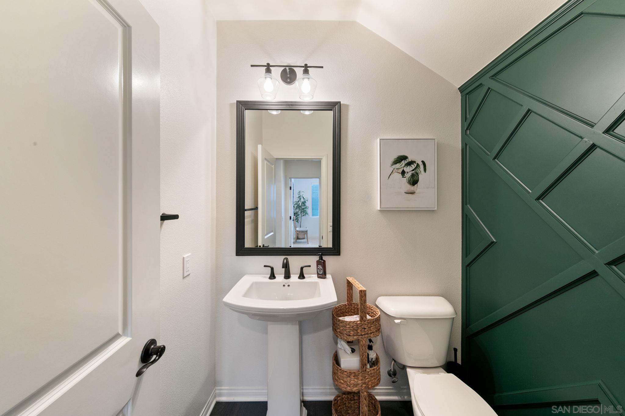 Detail Gallery Image 26 of 70 For 3035  Starry Night Drive, Escondido,  CA 92029 - 5 Beds | 4/1 Baths