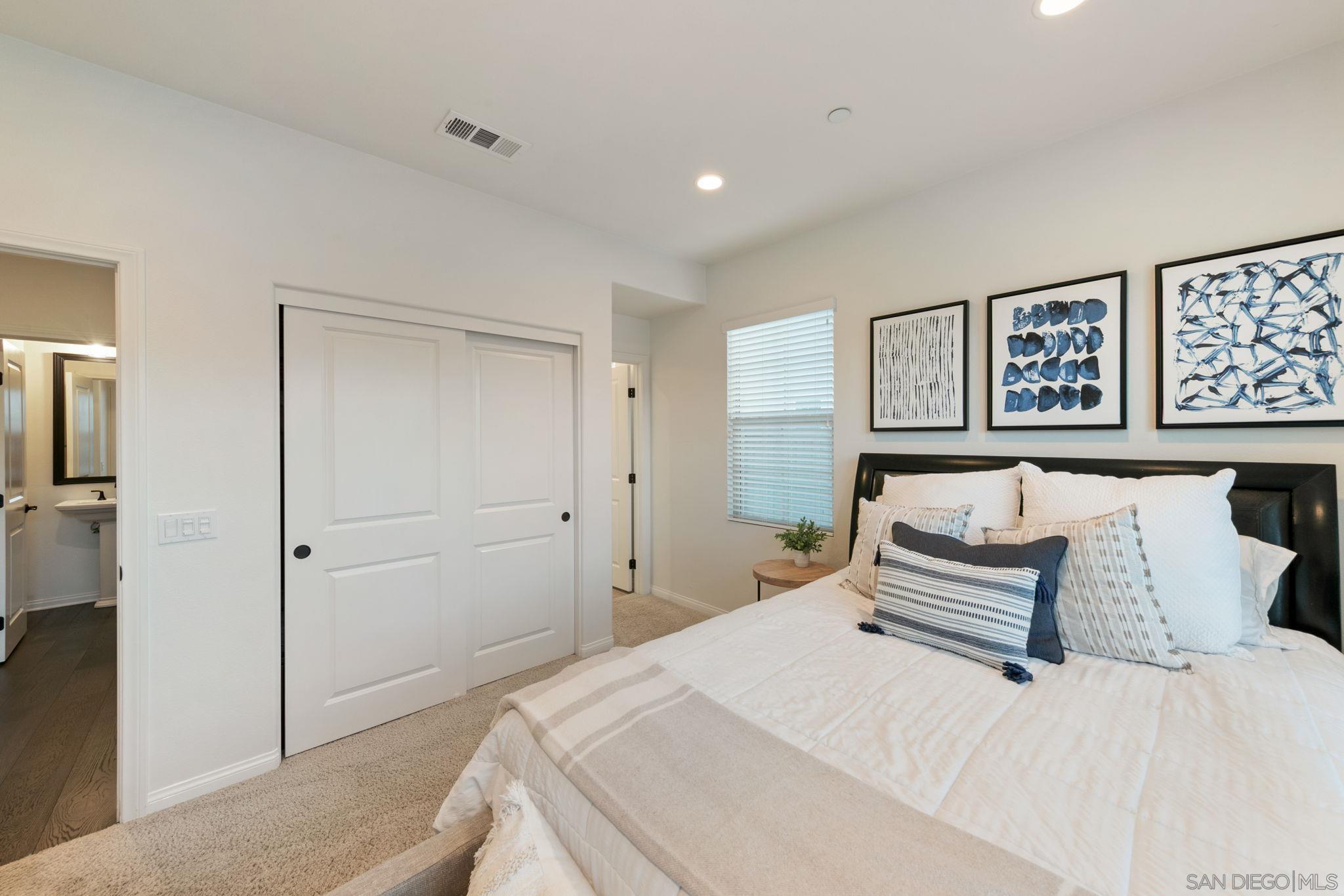 Detail Gallery Image 29 of 70 For 3035  Starry Night Drive, Escondido,  CA 92029 - 5 Beds | 4/1 Baths