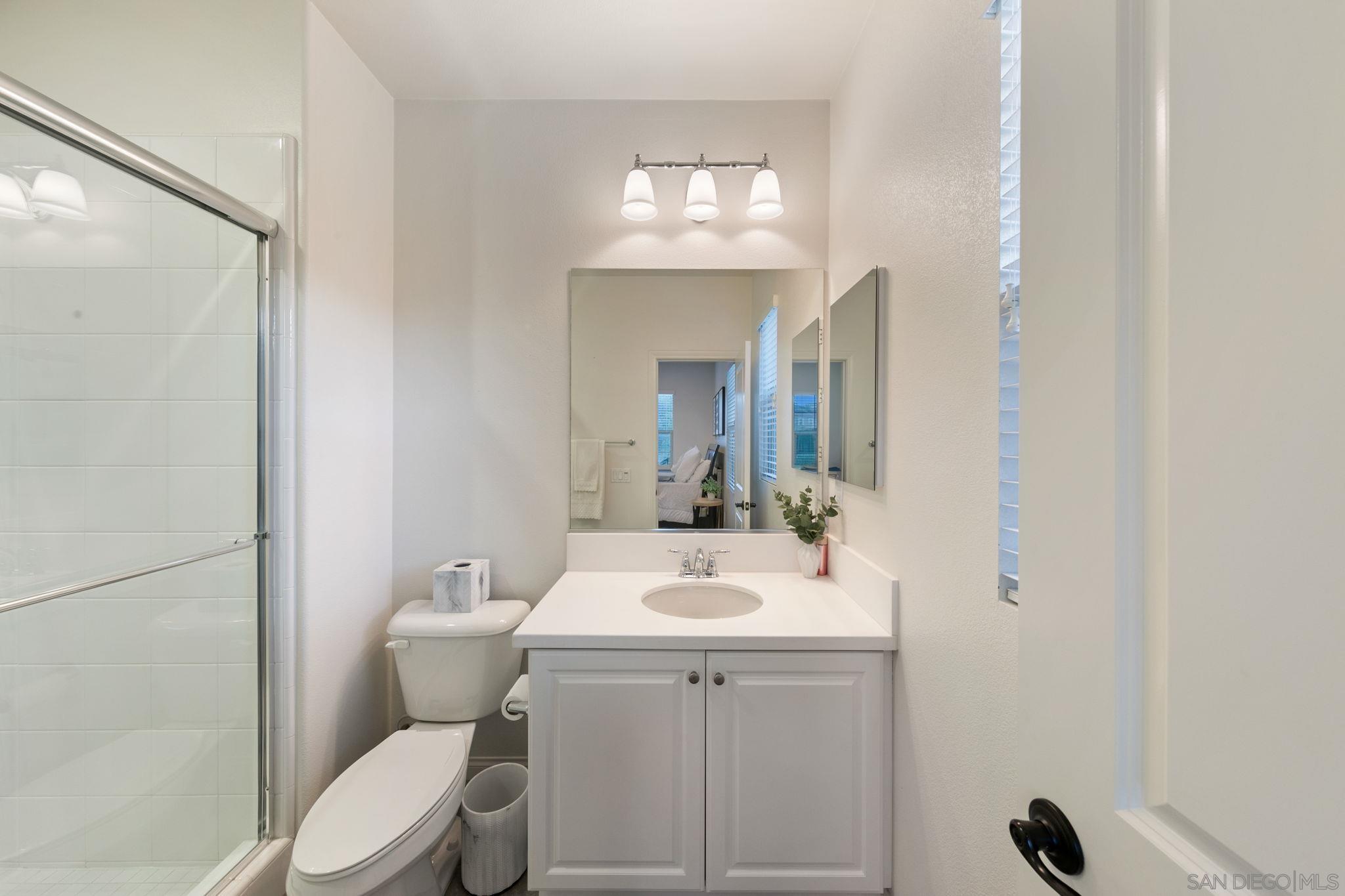 Detail Gallery Image 31 of 70 For 3035  Starry Night Drive, Escondido,  CA 92029 - 5 Beds | 4/1 Baths